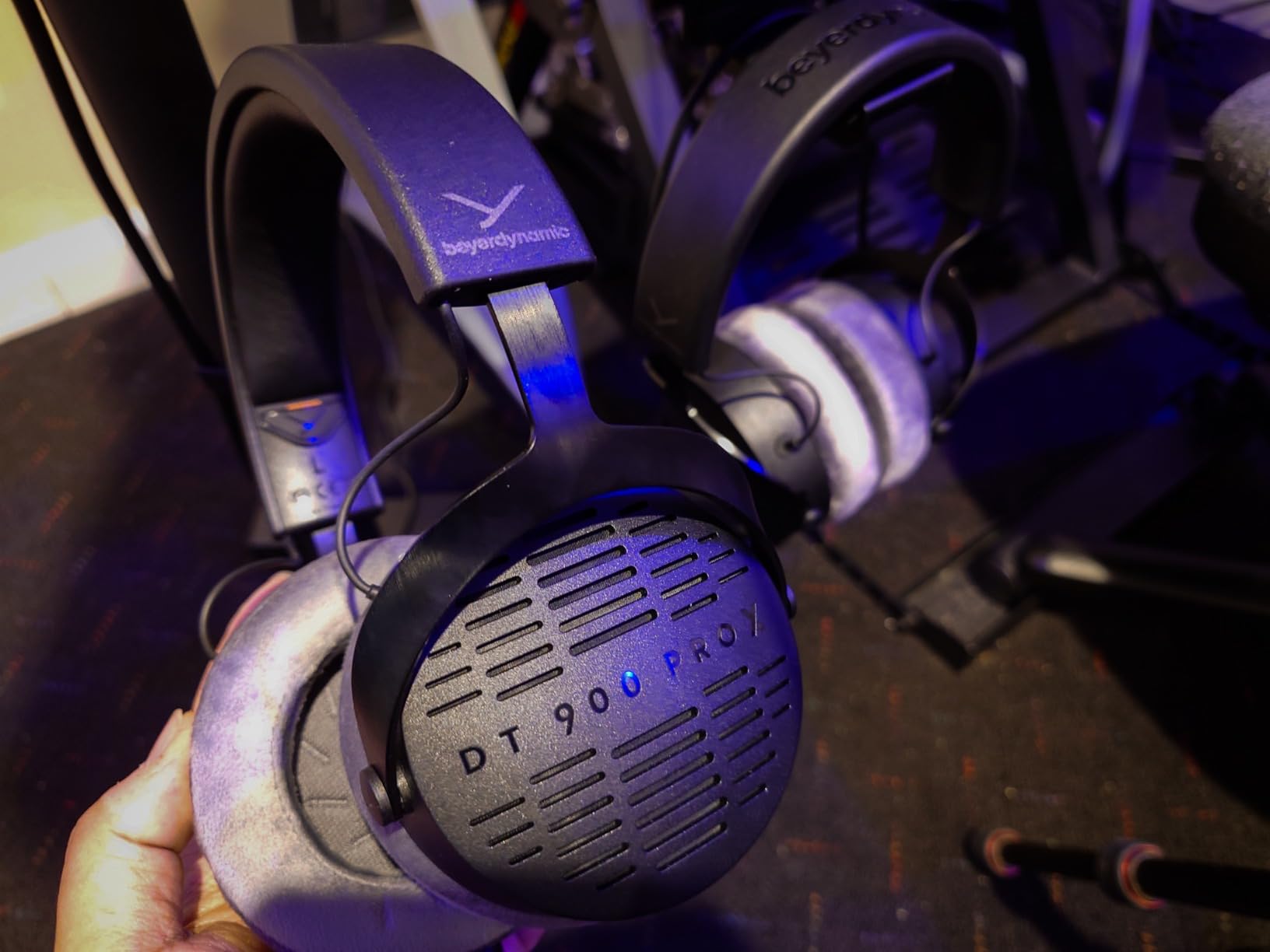 beyerdynamic DT 700 PRO X Closed-Back Studio Headphones with Stellar.45 Driver for Recording and Monitoring on All Playback Devices customer photo 1