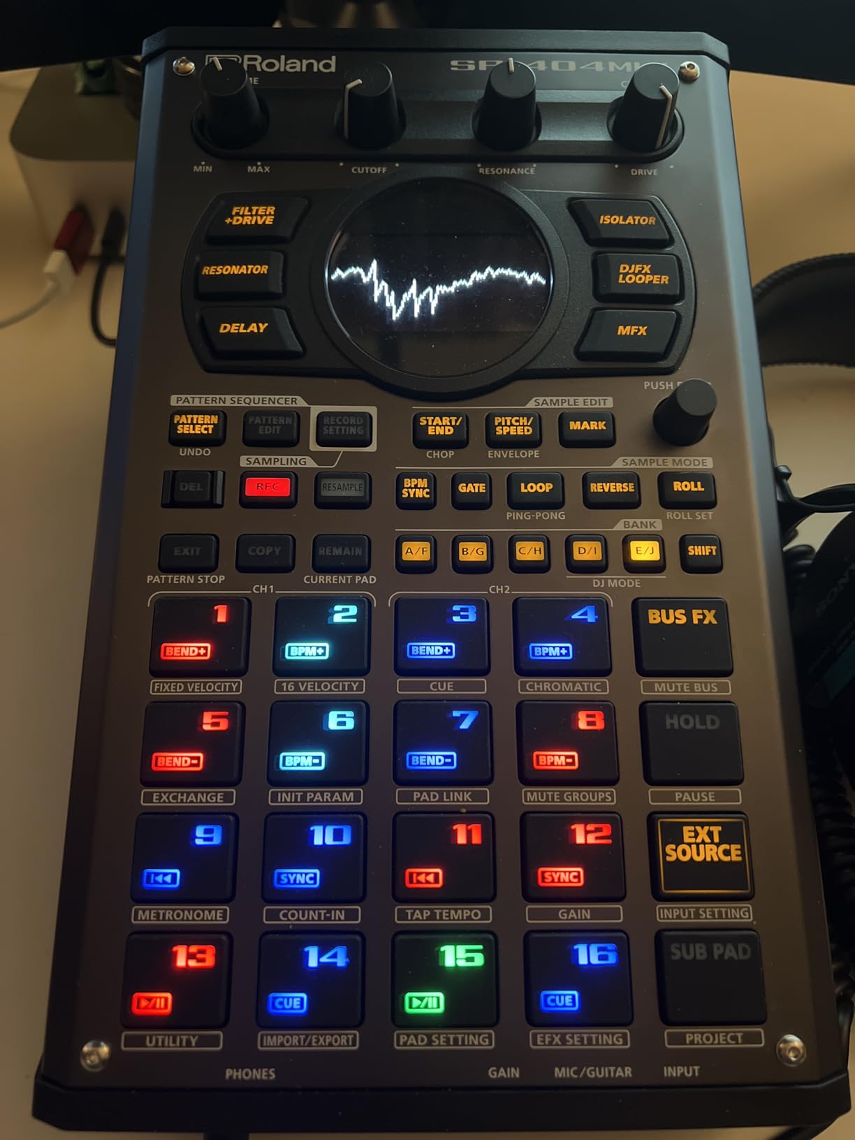 Roland SP-404MKII Creative Sampler and Effector customer photo 2