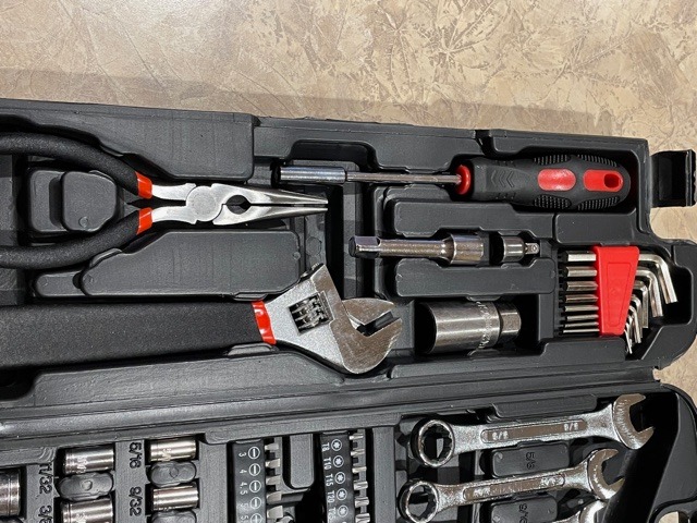 TLGREEN 95 Piece Tool Set, Tool Kit, Mechanics Tool Set, Portable Toolbox with Adjustable Wrench Pliers Socket Bits customer photo 1