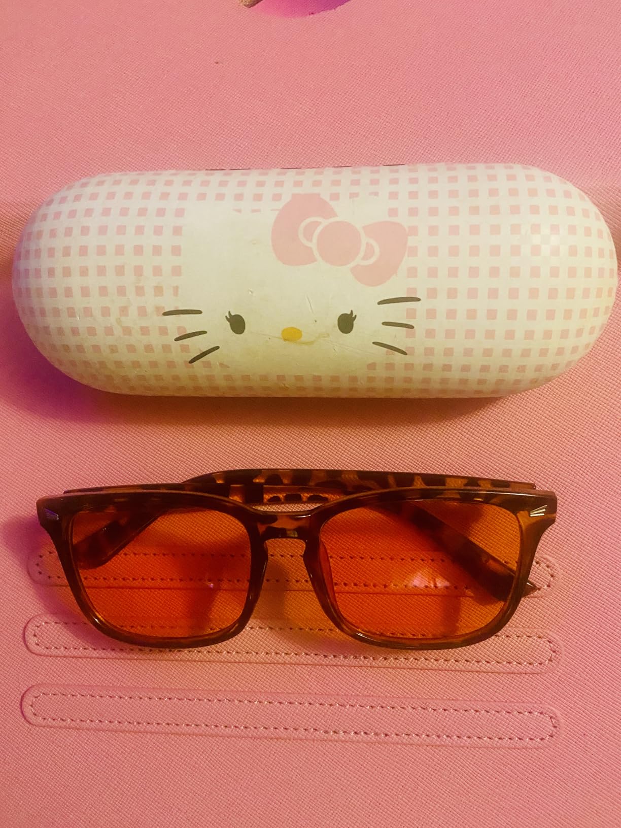 Bloomoak 100% Red Lens Blue Green Light Blocking Glasses - Dual AR Coatings Sleep Glasses Before Bed - Anti Glare, Fatigue customer photo 2