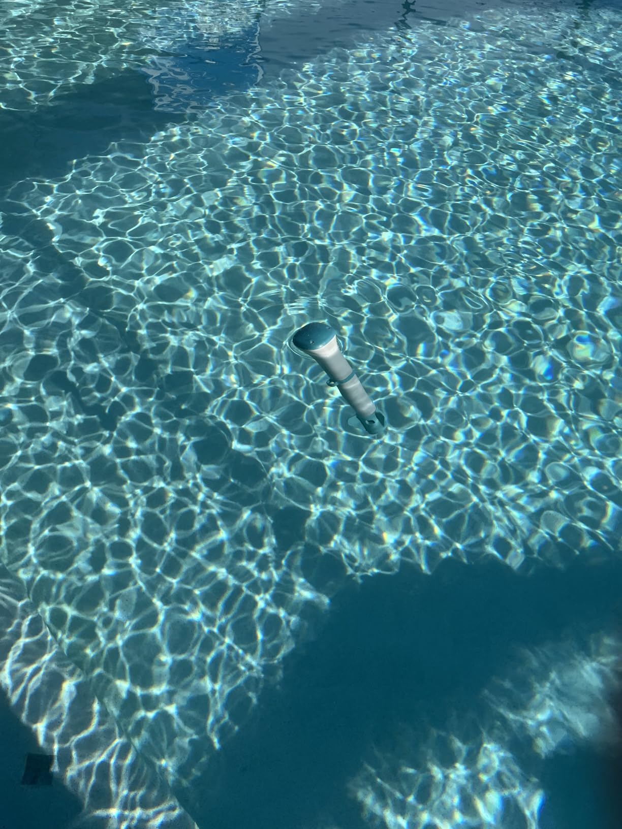 iopool Smart Water Monitor - Works for Chlorine & Bromine Pools, Hot Tubs, & Swim Spas - Gives Precise Dosage recommendations. customer photo 1