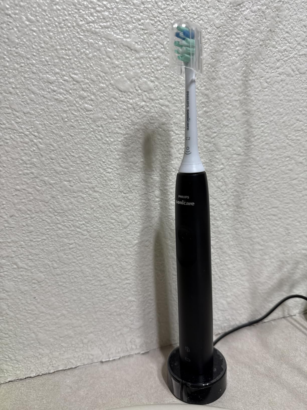 Philips Sonicare 4100 Series Electric Toothbrush - Sonic Toothbrush with Advanced Sonic Technology, Pressure Sensor, Two Intensity Settings, Smartimer & Quadpacer, Black customer photo 1