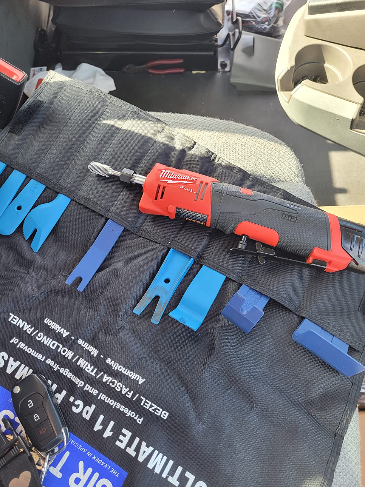 Milwaukee 2486-22 M12 FUEL 12V Straight DieGrinder Kit with (2) 2.0Ah Battery, Charger & Tool Bag customer photo 2