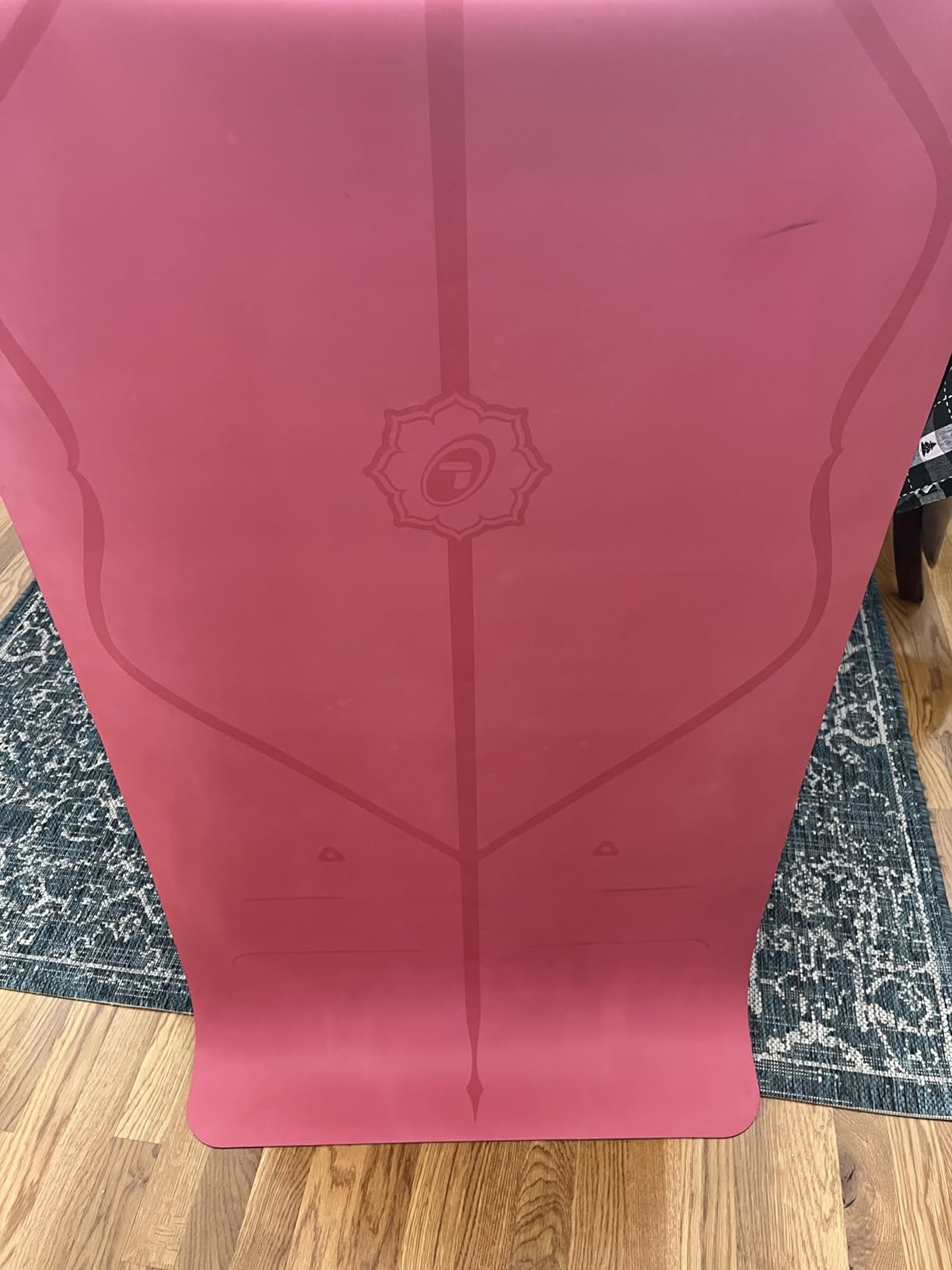 Liforme Travel Yoga mat - Patented Alignment System, Warrior-Like Grip, Non-Slip, Eco-Friendly, Ultra-Lightweight and Sweat Resistant, Made with Natural Rubber customer photo 1