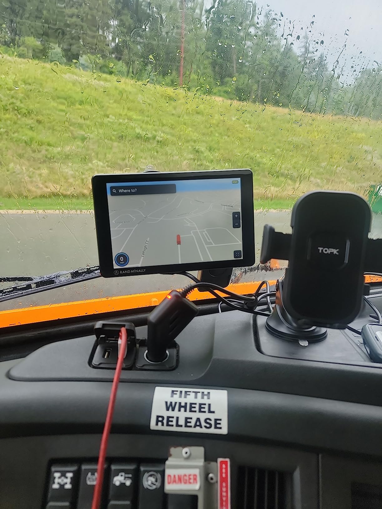 Rand McNally TND 750 7-inch GPS Truck Navigator with Built-in Dash Cam, Easy-to-Read Display and Custom Truck Routing customer photo 2