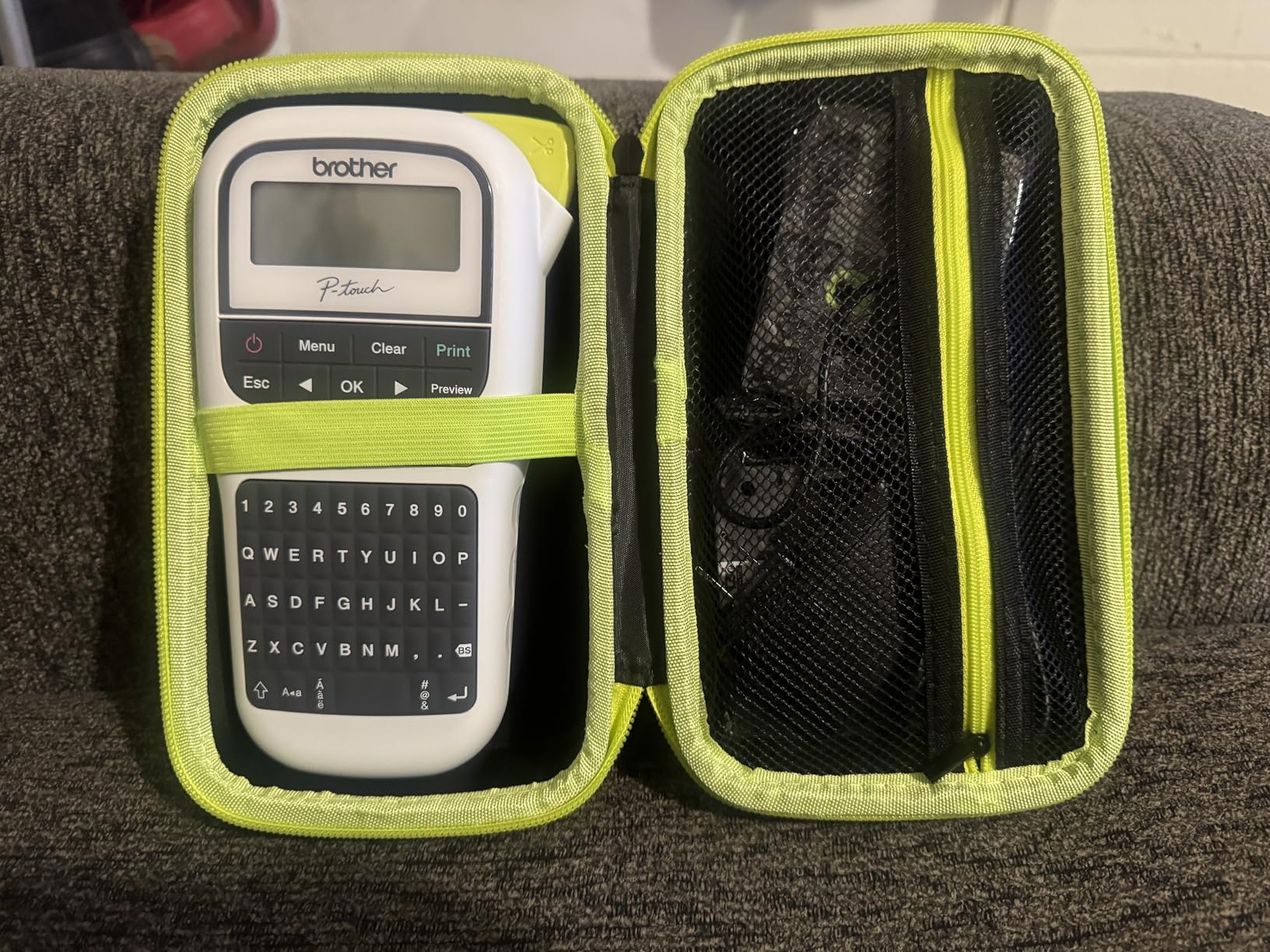 Brother P-Touch, PTH110BP, Easy Portable Label Maker Bundle (4 Label Tapes Included), White, Small customer photo 1