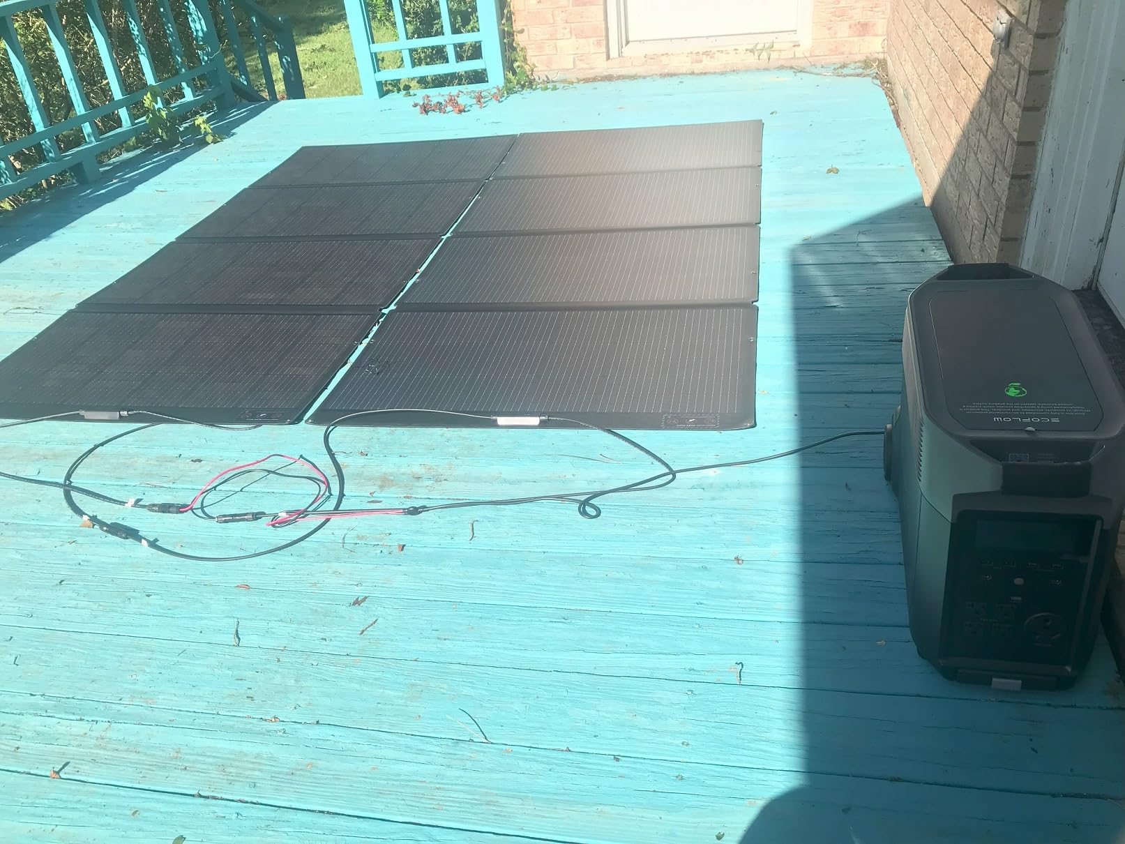 EF ECOFLOW 400W Portable Solar Panel, Foldable & Durable, Complete with an Adjustable Kickstand Case, Waterproof IP68 for Outdoor Adventures customer photo 1