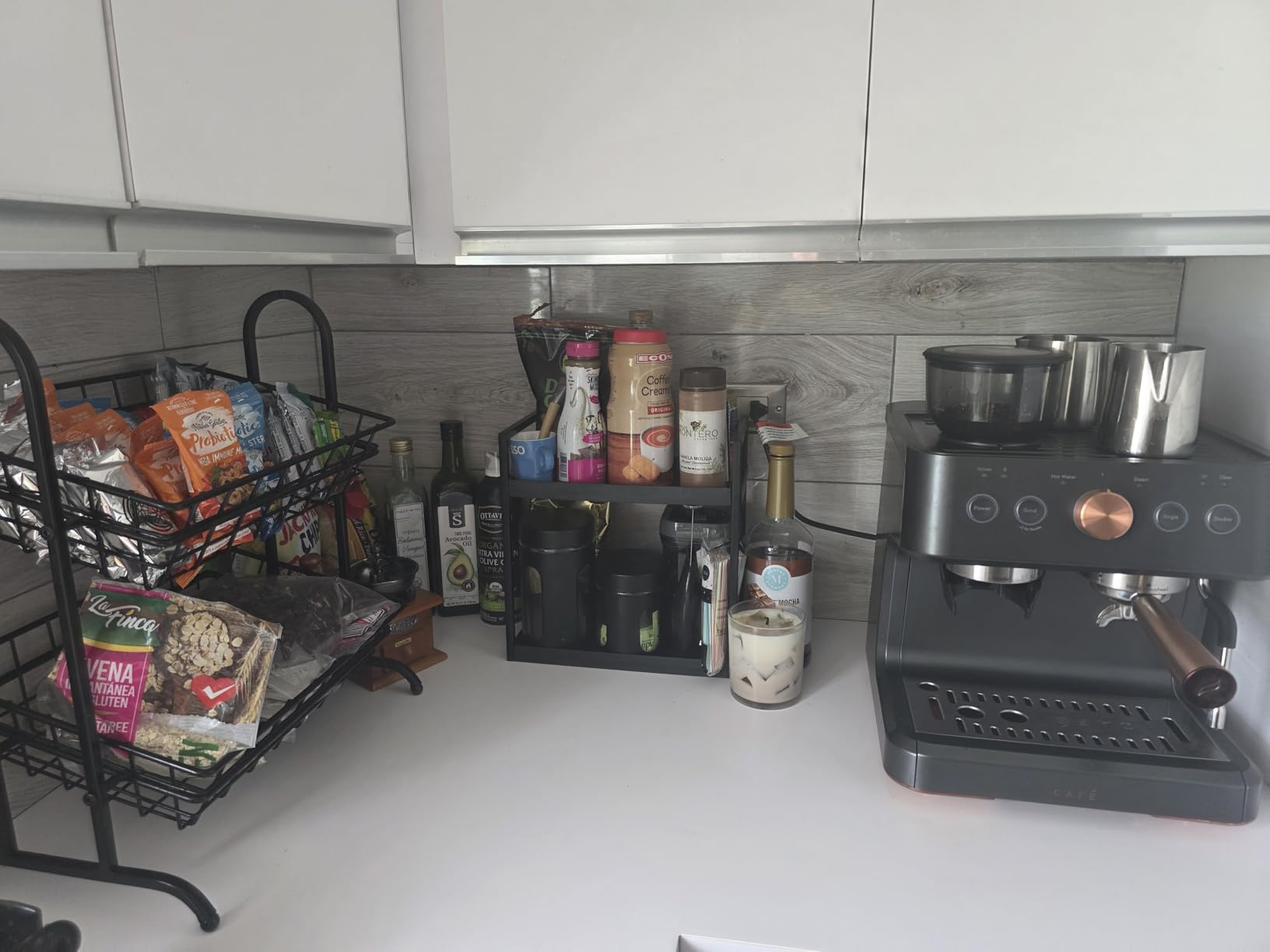 Café Bellissimo Semi Automatic Espresso Machine + Milk Frother | WiFi Connected, Smart Home Kitchen Essentials | Built-In Bean Grinder, 15-Bar Pump & 95-Ounce Water Reservoir | Matte White customer photo 1