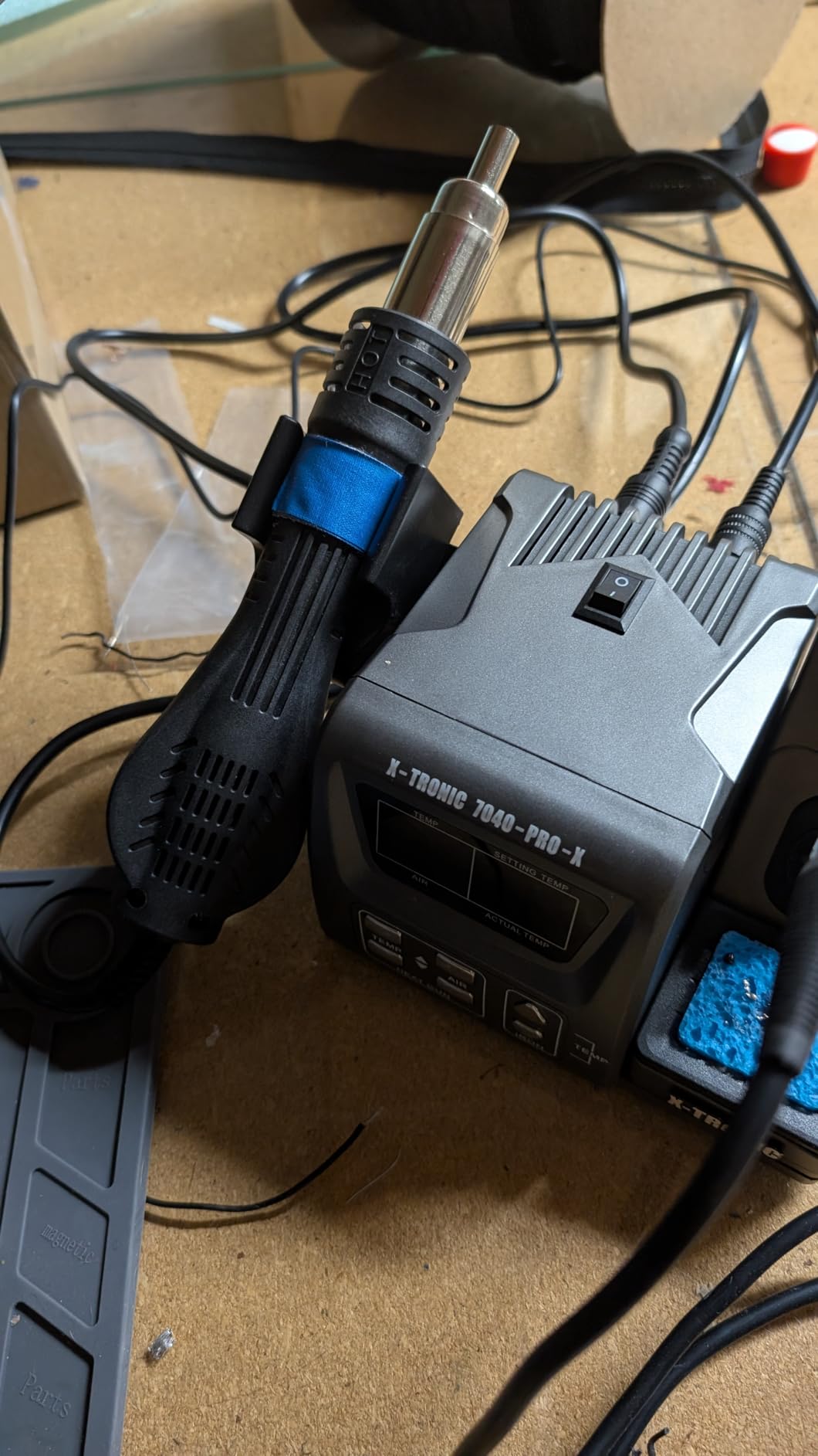 X-Tronic 7040-PRO-X 775 Watt Small Footprint Hot Air Rework & Soldering Iron Station with Digital Temp Controls, C/F Conversion, Calibration Func, 0-30 Min Sleep, Auto Cool Down, Mute/Unmute Sound customer photo 1