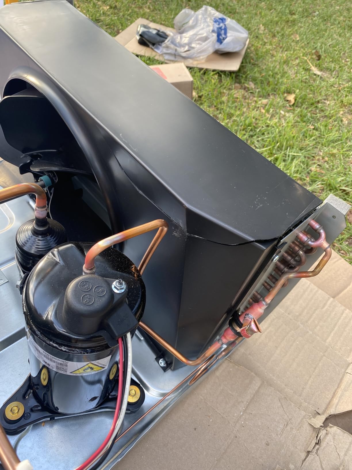 Coleman-Mach 48203-066 Mach 3 Plus, 13,500 BTU A/C, Arctic White, Wood Skid customer photo 1