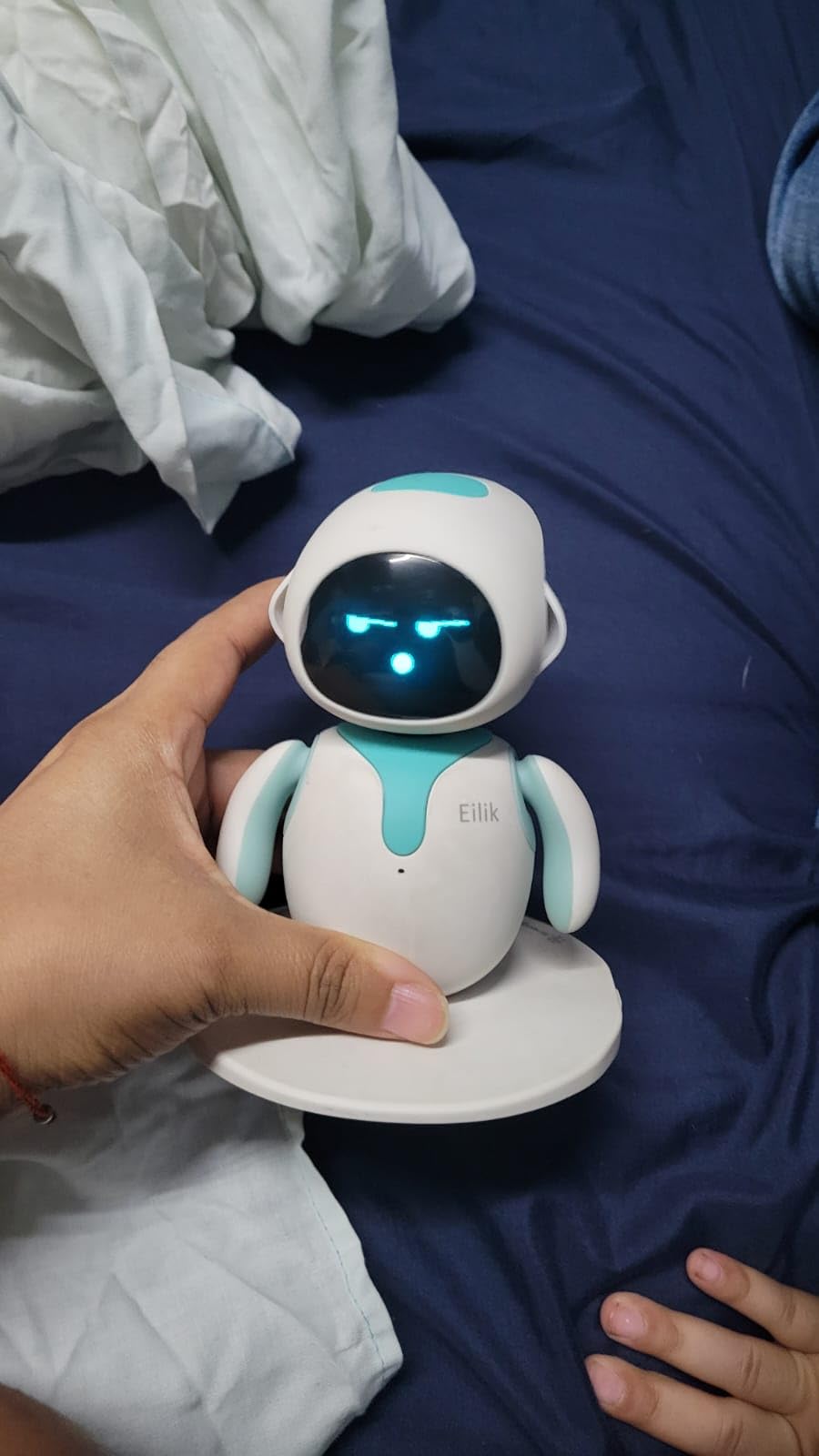 ENERGIZE LAB Eilik - Cute Robot Pets for Kids and Adults, Your Perfect Interactive Companion at Home or Workspace, Unique Gifts for Girls & Boys. customer photo 2