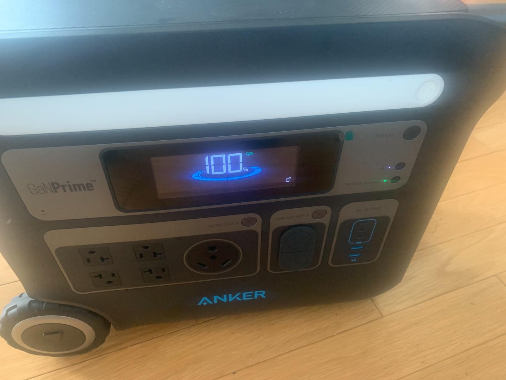 Anker SOLIX F2000 Portable Power Station, PowerHouse 767, 2400W Solar Generator, GaNPrime Battery Generators for Home Use, LiFePO4 Power Station for Outdoor Camping, and RVs customer photo 2