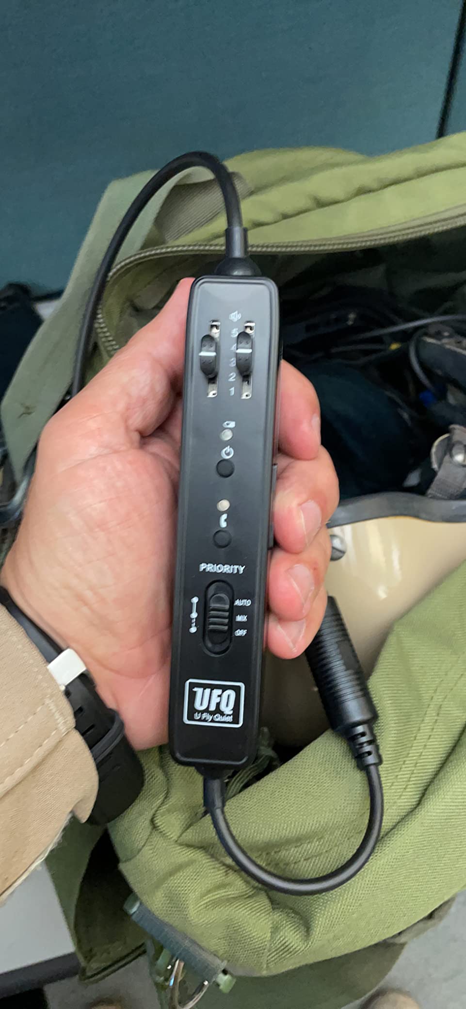 UFQ BT-Link Aviation Headset Bluetooth Adapter-Turn Any Non-Bluetooth Pilot Headset or Helmet into a Bluetooth Headset or Helmet customer photo 1