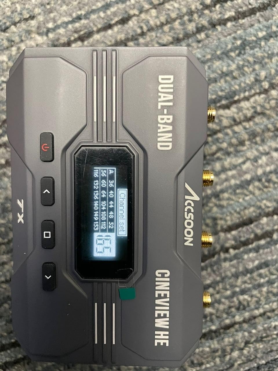 Accsoon CineView HE Wireless Video Transmitter & Receiver, 2.4+5Ghz, UVC Out for Live Streaming 1080p60 0.06s Latency 1200ft Range up to 4 Devices Monitoring customer photo 1