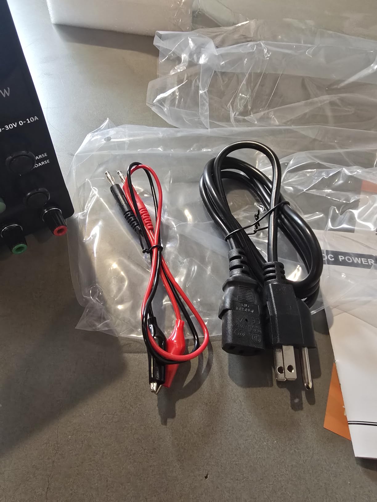 DC Power Supply Variable, 0-30V 0-10A Adjustable Switching DC Regulated Bench Power Supply with High Precision 4-Digit LED Display, 5V/2A USB Port customer photo 2