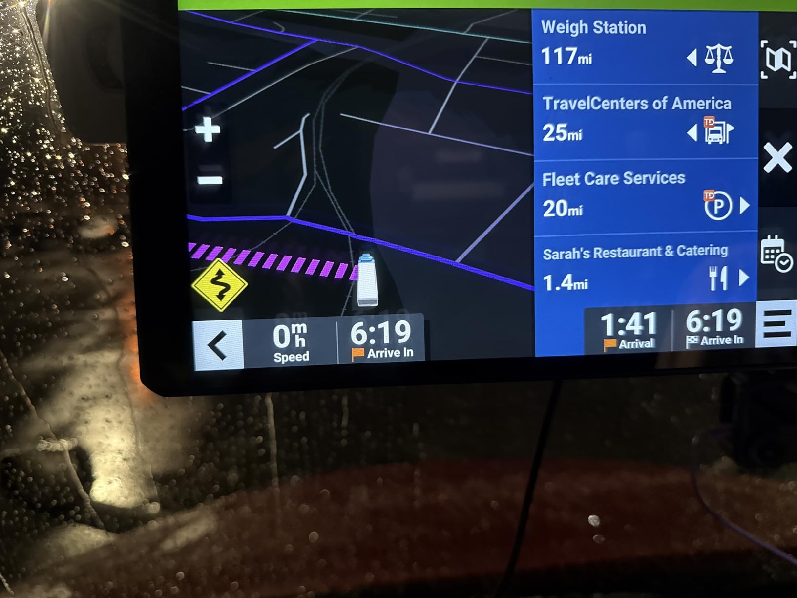 Garmin dēzl OTR1010, Extra-Large, Easy-to-Read 10