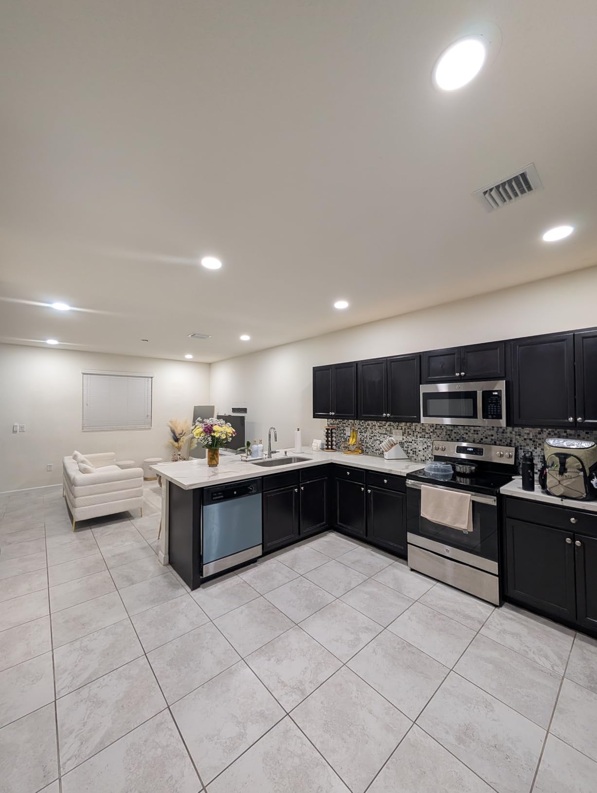 Govee Smart Recessed Lighting 6 Inch, Wi-Fi Bluetooth Direct Connect RGBWW LED Downlight, 65 Scene Mode customer photo 2