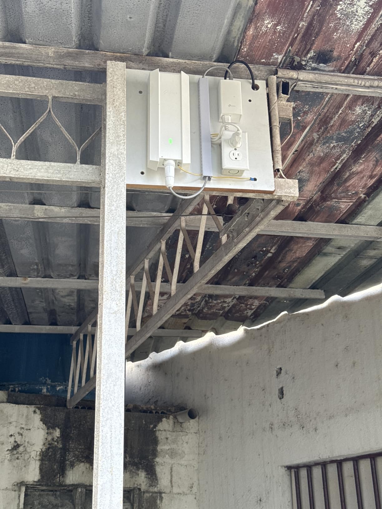 TP-Link Omada Long Range Outdoor Access Point | WiFi Extender Outdoor Universal Compatible | WiFi 6 AX1800 Dual Band | IP68 Weatherproof | Seamless Roaming | Omada Remote Managed(EAP610-Outdoor) customer photo 1