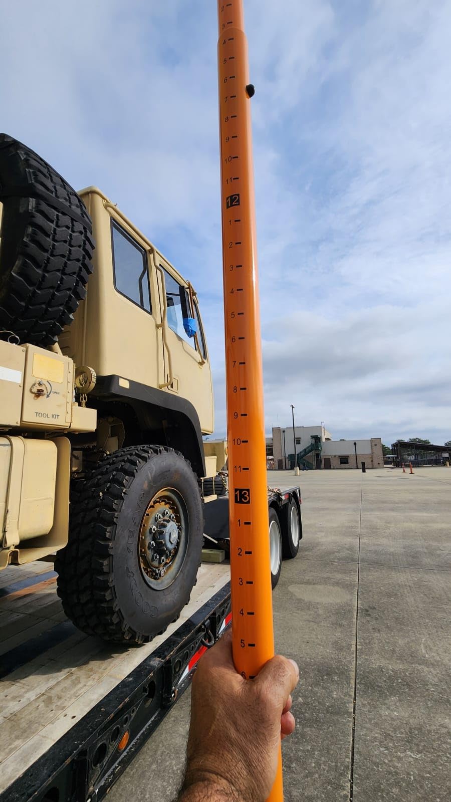 Rand McNally TND 1050 10-inch GPS Truck Navigator with Industry's Best Custom Trucking Routes, Rand Navigation 2.0, Download 2025 Maps + Built-in Camera customer photo 2