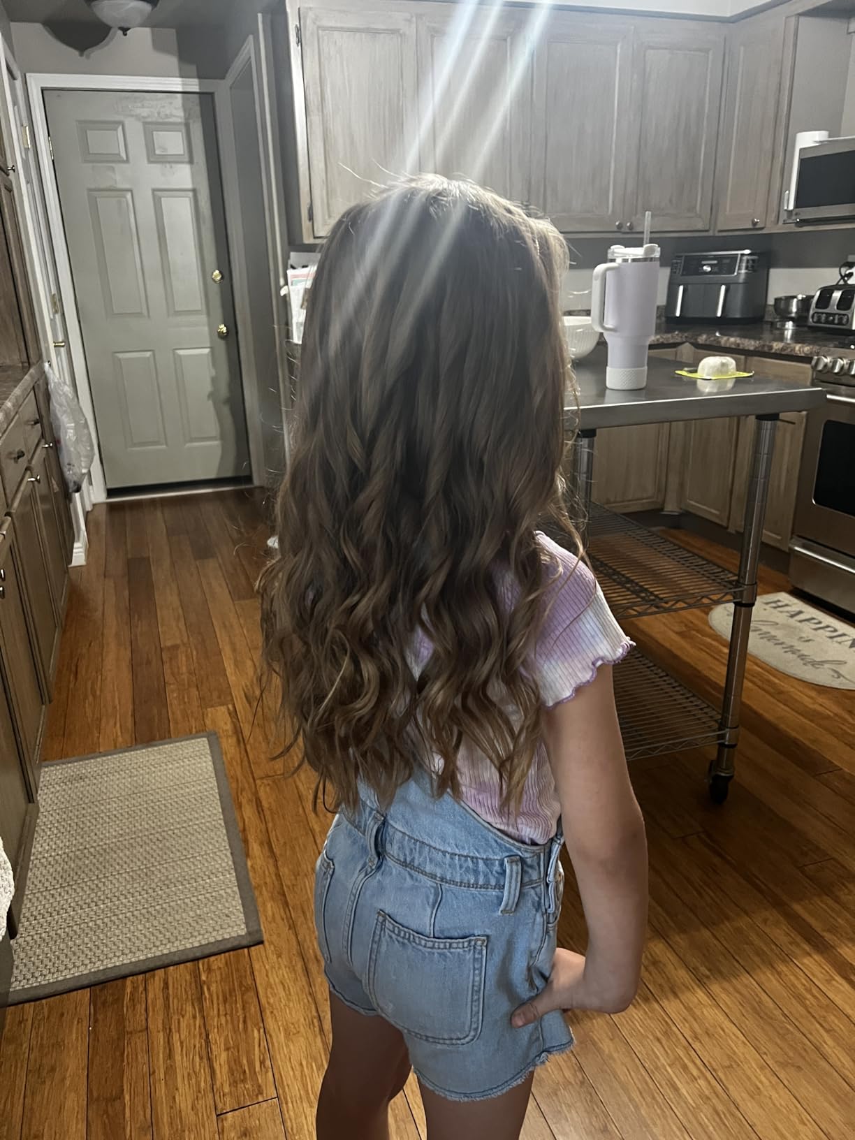 The Beachwaver Co. B1 Rotating Curling Iron - Automatic 1