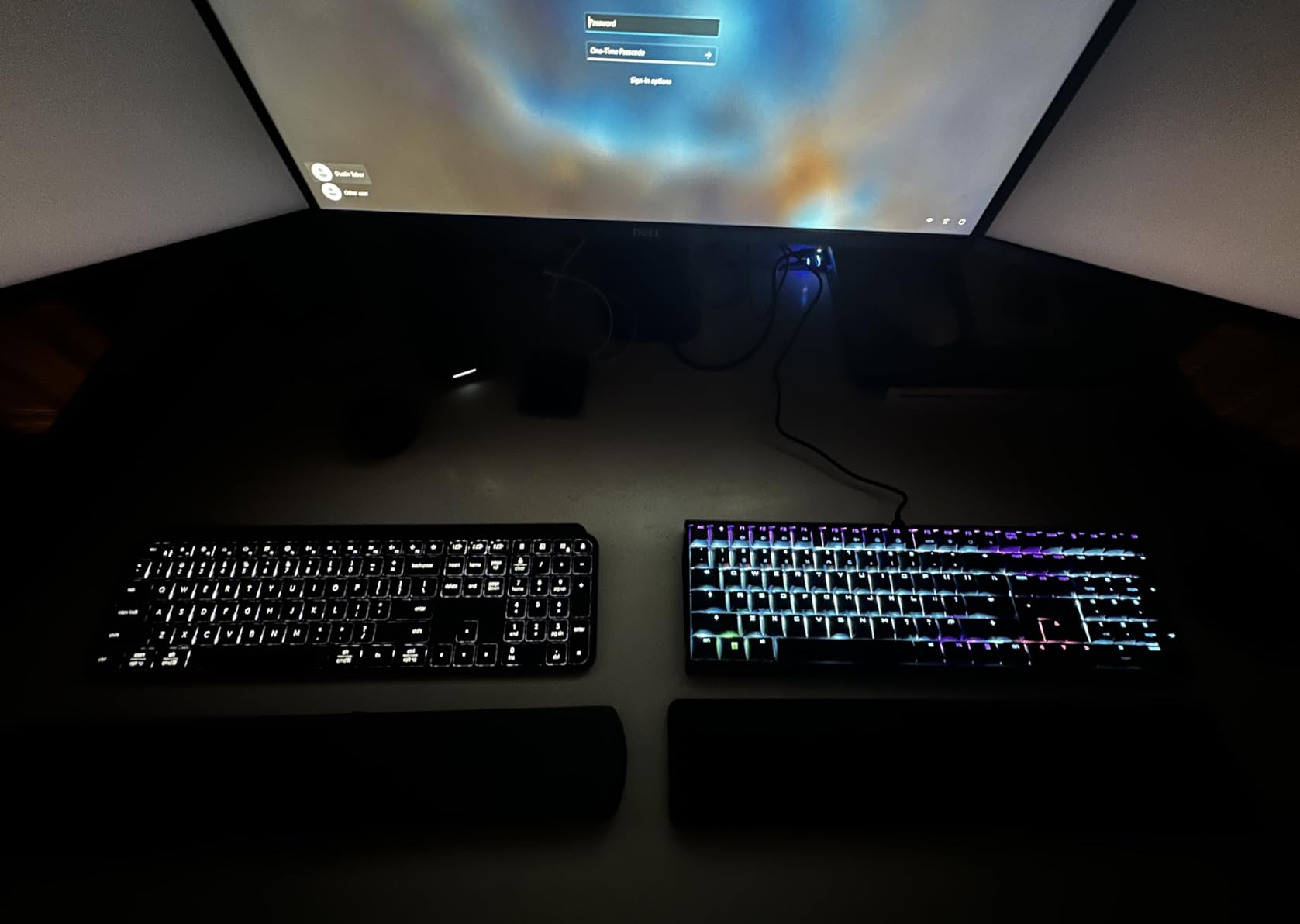 Cherry MX 3.0S, Wired Mechanical Gaming Keyboard, Robust Aluminum Housing, RGB-Lighting, Full Key Rollover, Anti Ghosting, MX Brown Switches, Black customer photo 1