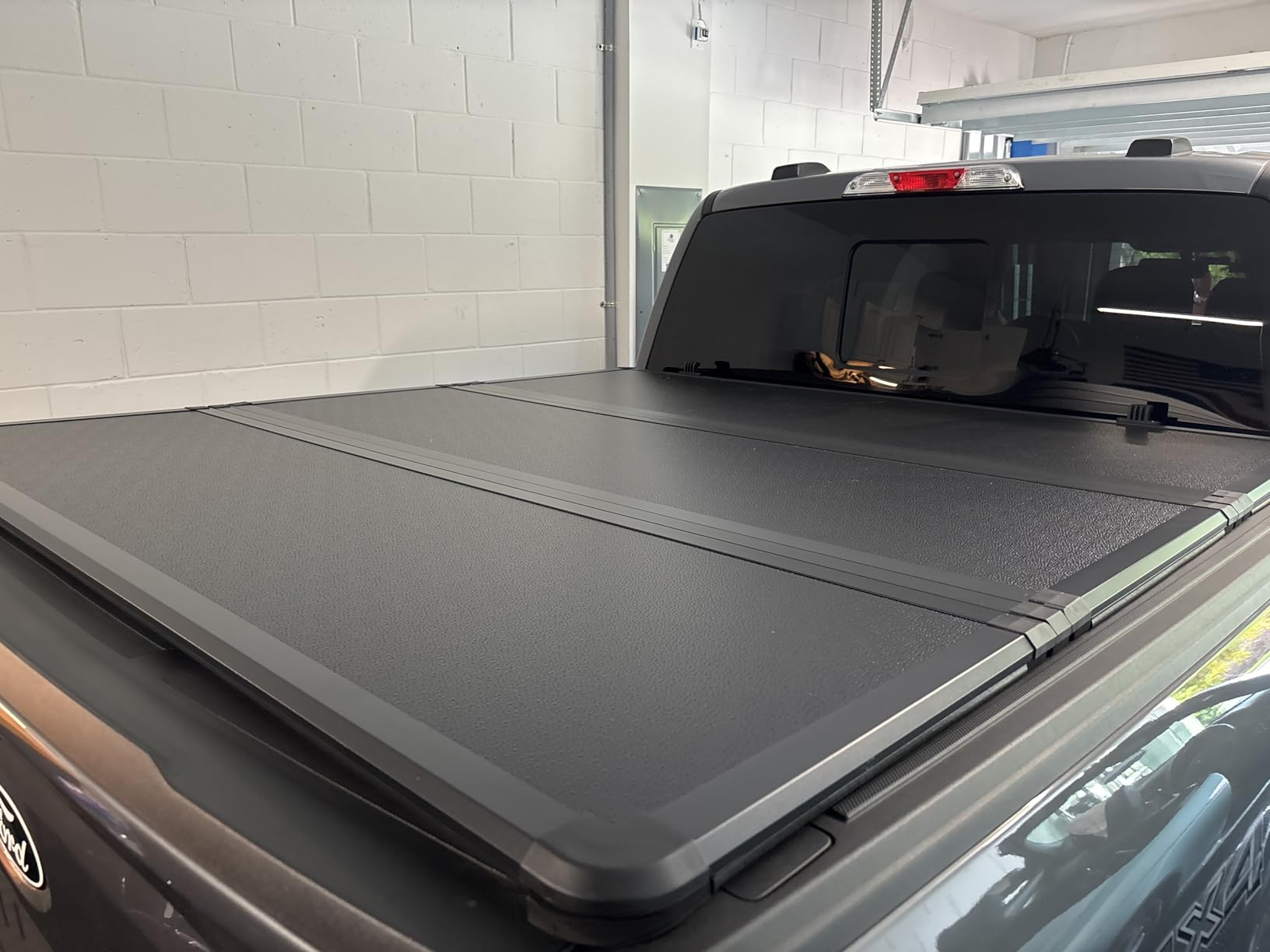 Tutel Hard Shell Folding Truck Bed Tonneau Cover|Fits 2015-2026 Ford F150 5'5