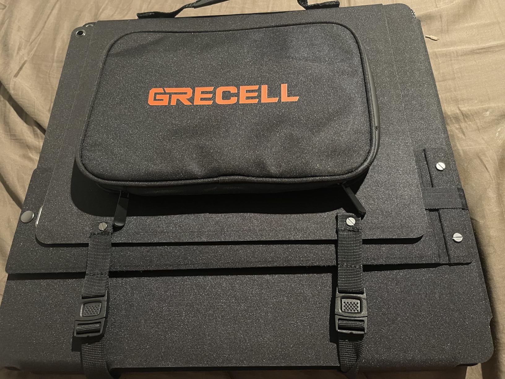 200W Portable Solar Panel for Power Station, Foldable Solar Charger w/ 4 Kickstands, IP65 Waterproof Solar Panel Kit w/DC XT60 Anderson Aviation Output for Outdoor RV Camper Blackout customer photo 2