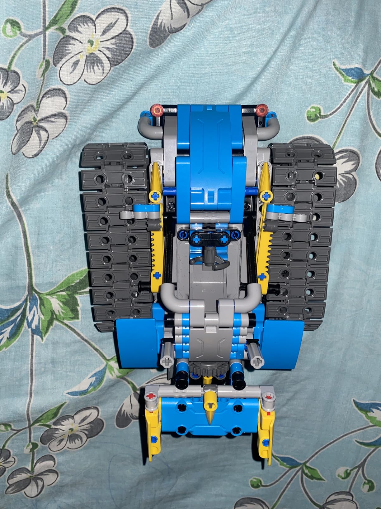Sillbird Robot Building Kit with Remote Control STEM Gifts for Boys Age 8-13, Technic Coding Robotic Toys for Kids Birthday, Buildable 5in1 Models with 488 Pieces customer photo 1