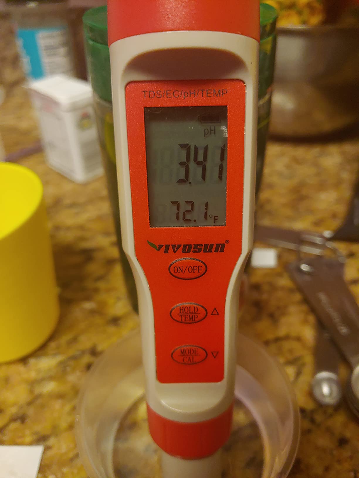 VIVOSUN 5-in-1 Digital PH Meter with PH/Salinity/TDS/EC/Temperature Function, Backlight Screen, IP67 Waterproof for Hydroponics, Home Drinking, Pool and Aquarium customer photo 2