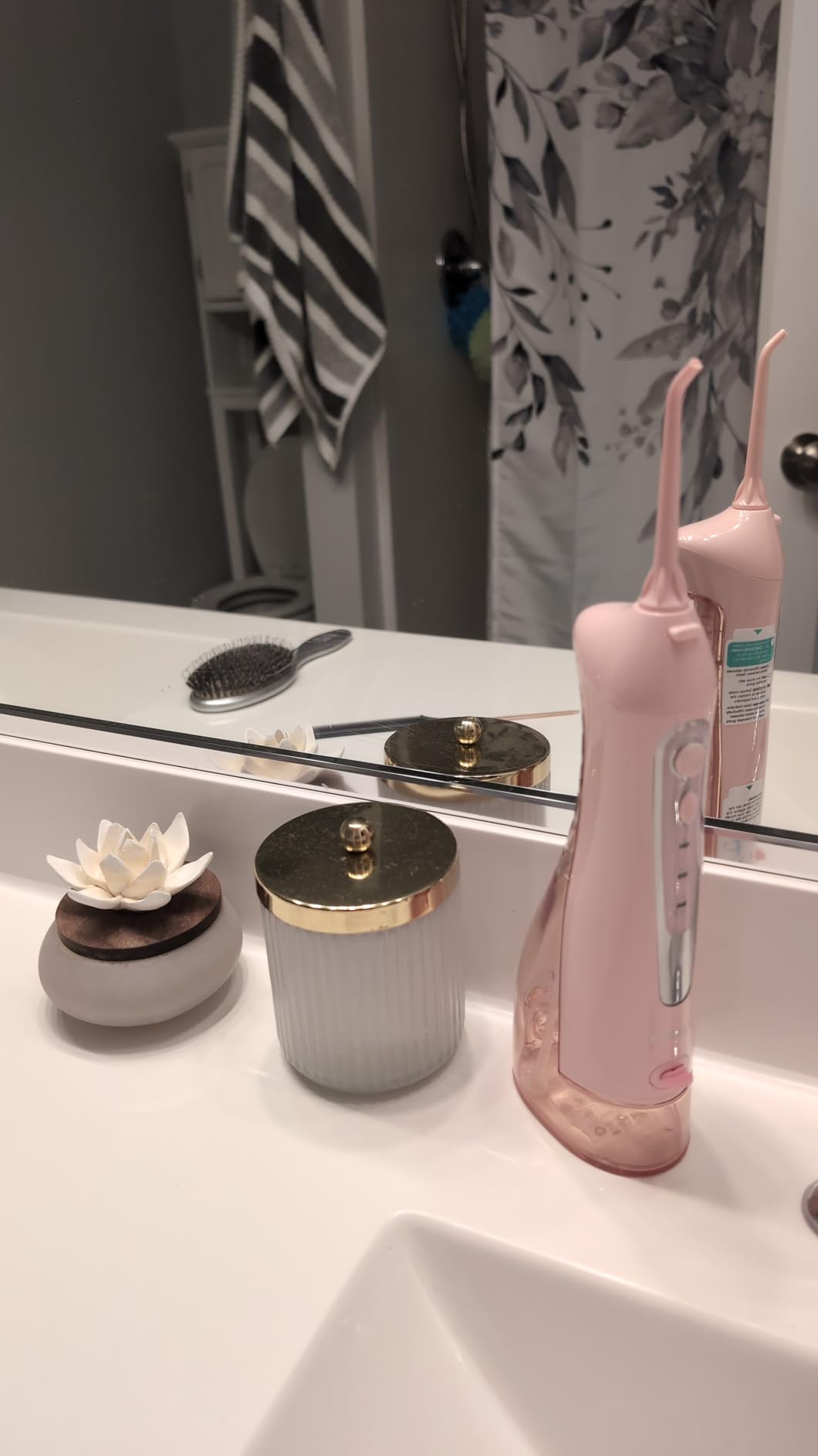 COSLUS Water Dental Flosser Teeth Pick C20(F5020E): Portable Cordless Oral Irrigator 300ML Rechargeable Travel Irrigation Cleaner IPX7 Waterproof Electric Flossing Machine customer photo 2