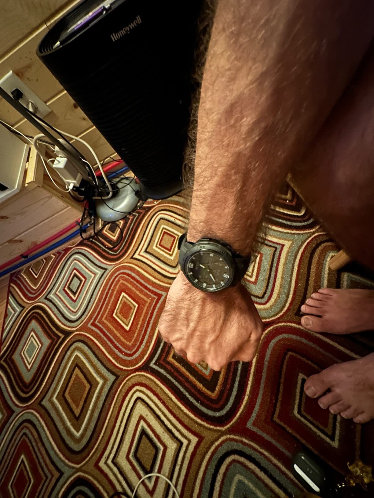 Garmin Instinct Crossover Solar, Rugged Hybrid Smartwatch with Solar Charging Capabilities, Analog Hands and Digital Display, Tidal Blue customer photo 2