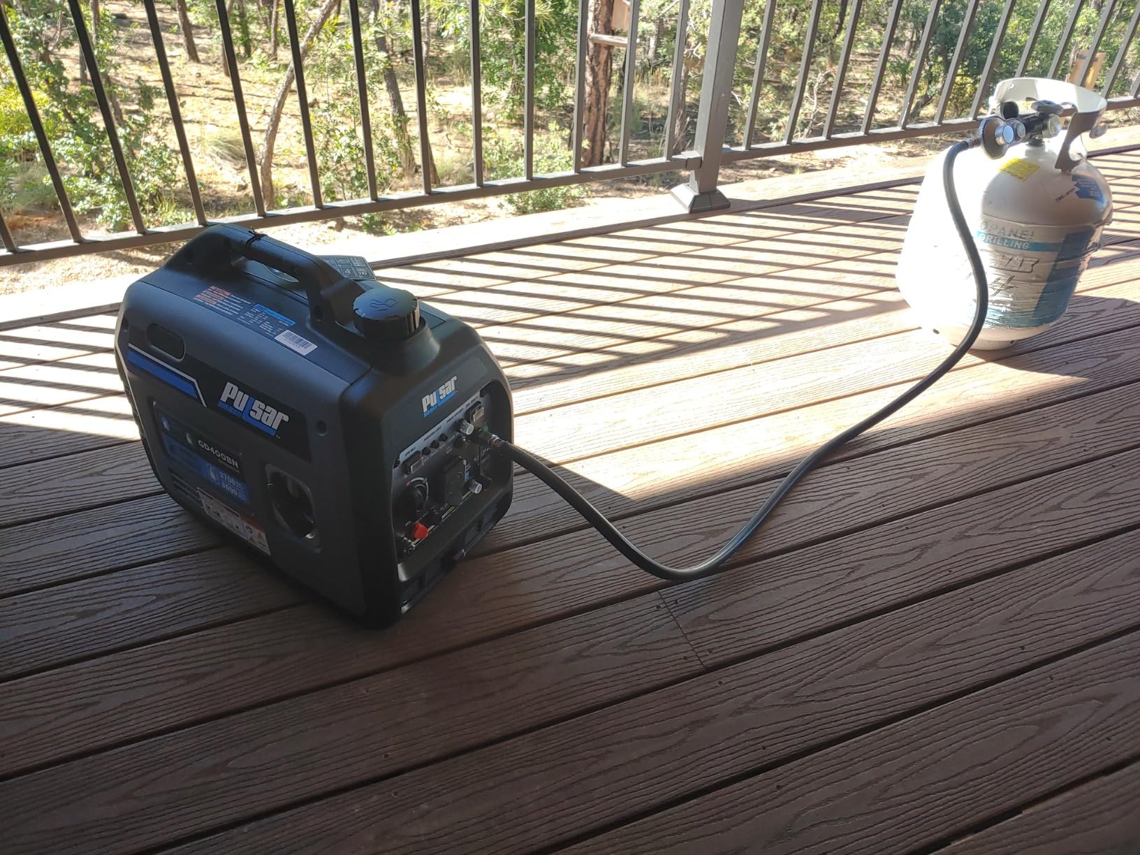 Pulsar Products GD400BN, 4000W Portable Super-Quiet Dual Fuel Inverter Generator with Parallel Capability, RV-Ready, CARB Compliant customer photo 2