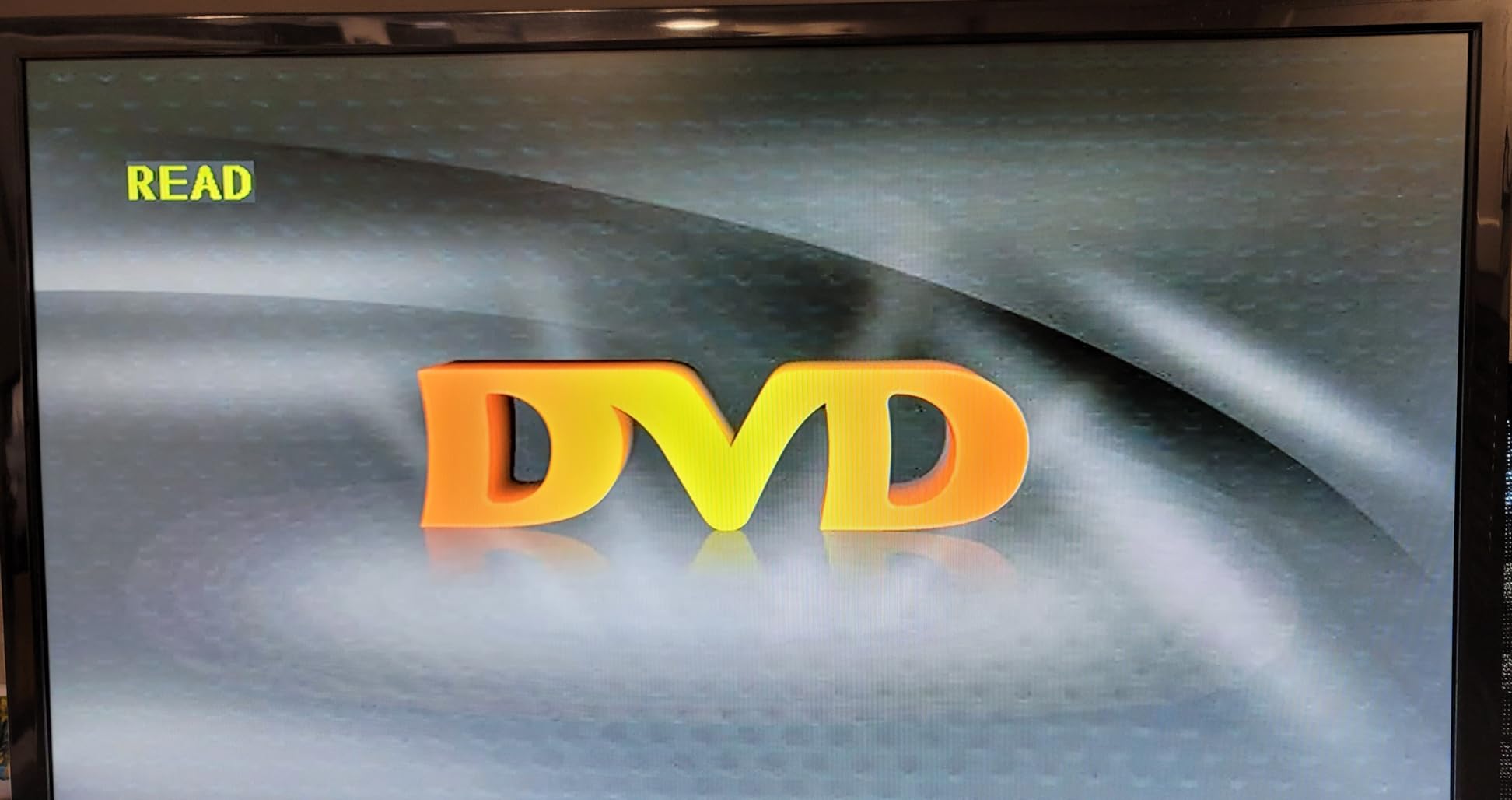 Transit Platinum 12 Volt Smart TV, 32 inch TV with DVD Player, Pre-Download Apps, Bluetooth/Wifi Included, AC/DC Power with 1080P HD Resolution (Free Signal TV) customer photo 2