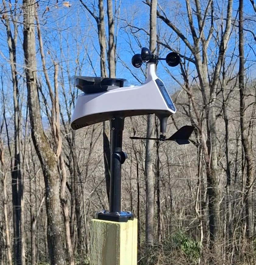 La Crosse Technology Professional Smart Wi-Fi Weather Station with Remote Monitoring, Wind and Rain Gauges customer photo 1