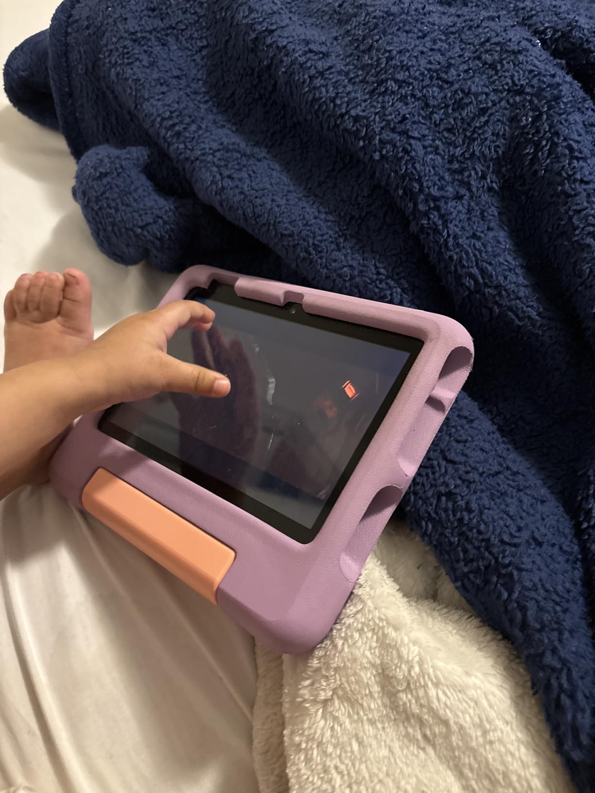 Amazon Fire 7 Kids tablet, ages 3-7. Top-selling 7