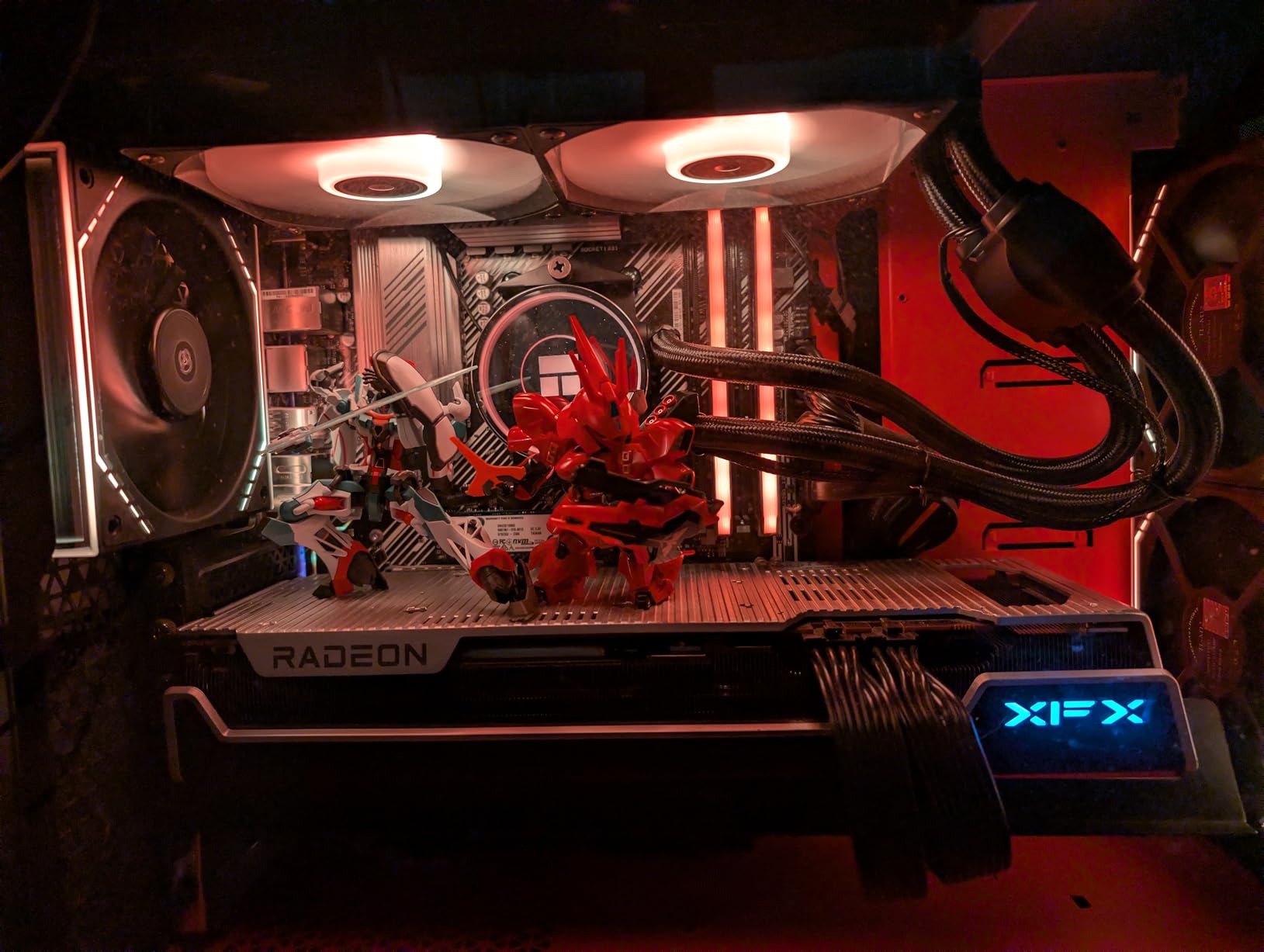 Thermalright Frozen Notte 240 Black ARGB V2 Water Cooling CPU Cooler,240Black CPU Cooler Specifications, Double PWM Fans, S-FDB Bearings, Suitable for AMD/AM4 AM5,Intel LGA 1700/1150/1151/1200/2011 customer photo 2