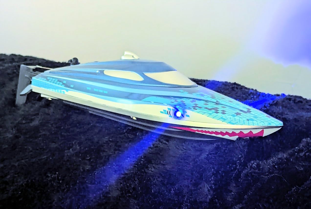 DEERC High-Speed RC Boat for Kids & Adults, 20+ MPH Full Proportional Remote Control Shark Boat with LED Lights customer photo 1