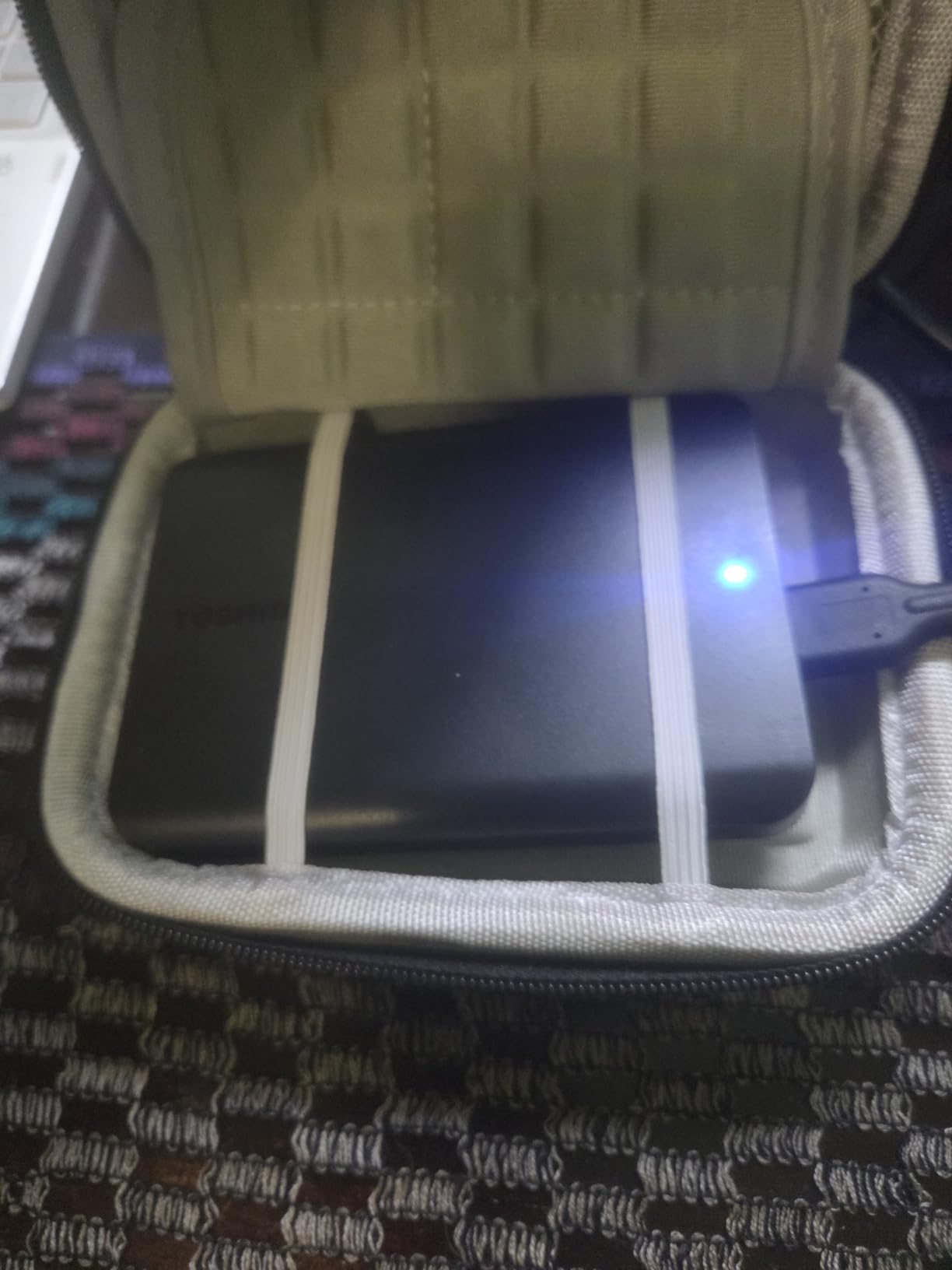 Toshiba Canvio Basics 2TB Portable External Hard Drive USB 3.0, Black - HDTB520XK3AA customer photo 2