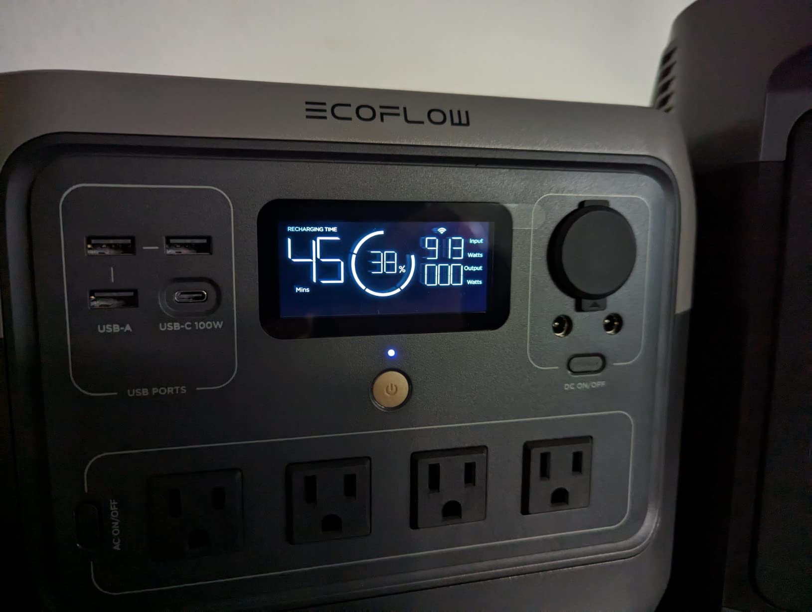 EF ECOFLOW Portable Power Station RIVER 2 Pro, 768Wh LiFePO4 Battery, 70 Min Fast Charging, 4X800W (X-Boost 1600W) AC Outlets, Solar Generator for Outdoor Camping/RVs/Home Use customer photo 1