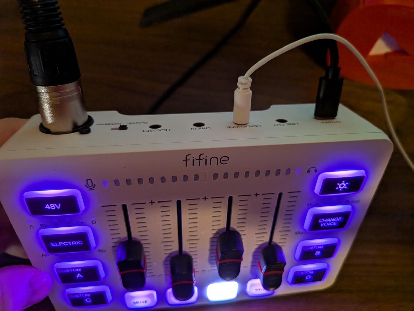 FIFINE Gaming Audio Mixer, Streaming RGB PC Mixer with XLR Microphone Interface, Individual Control, Volume Fader, Mute Button, 48V Phantom Power, for Podcast/Recording/Vocal/Game Voice-AmpliGame SC3 customer photo 2