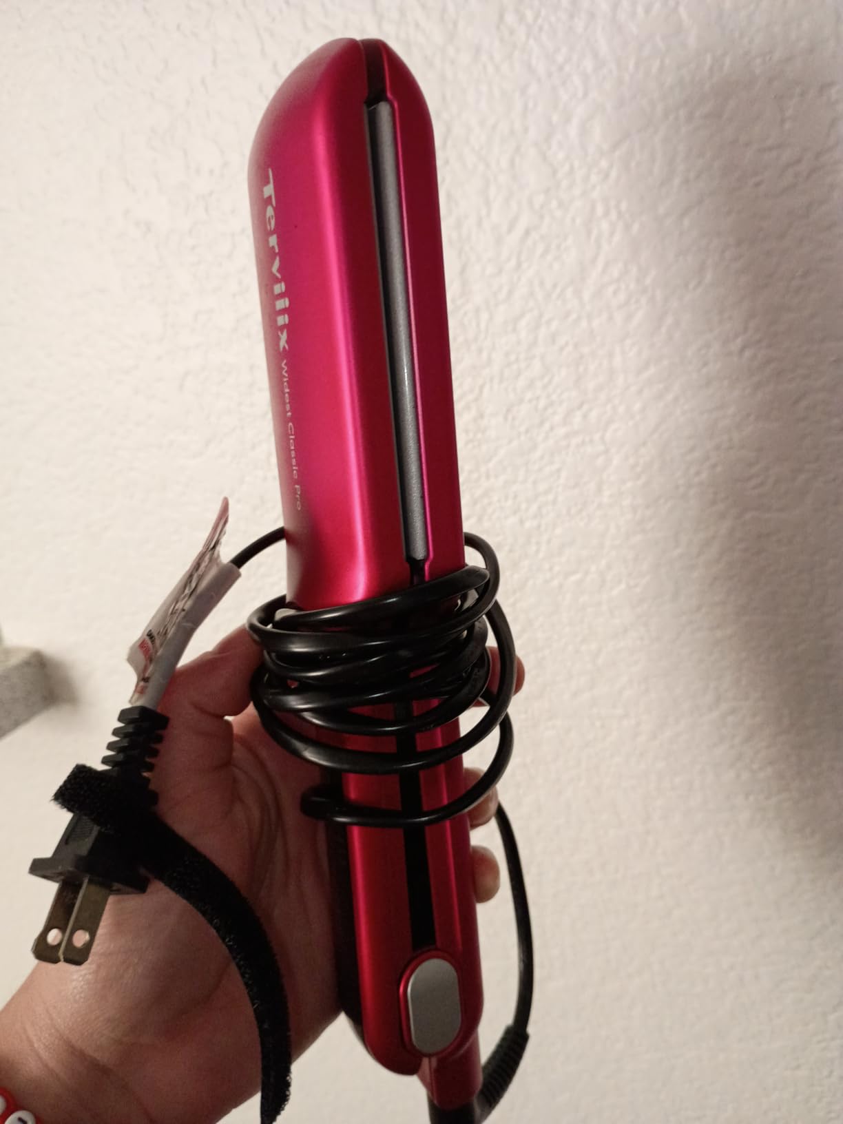 Terviiix 2 Inch Wide Flat Iron for Thick Curly Hair - Ceramic Hair Straightener Heats in 30s, 300°F-450°F Adjustable customer photo 2