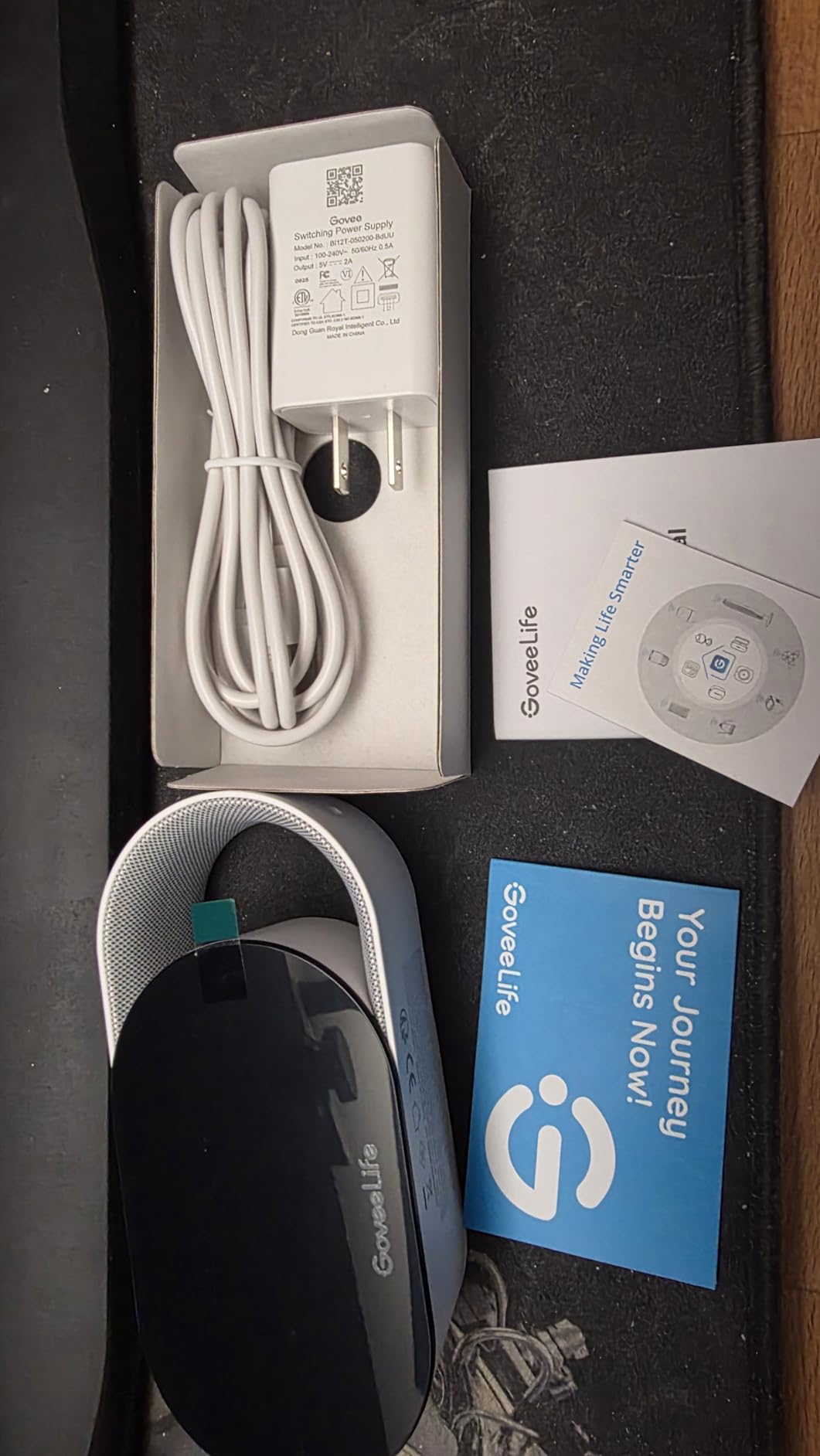 GoveeLife Smart Air Quality Monitor with PM2.5, WiFi, Temperature & Humidity Sensors, LED Display, 2s Refresh, 2-Year Data Storage customer photo 2