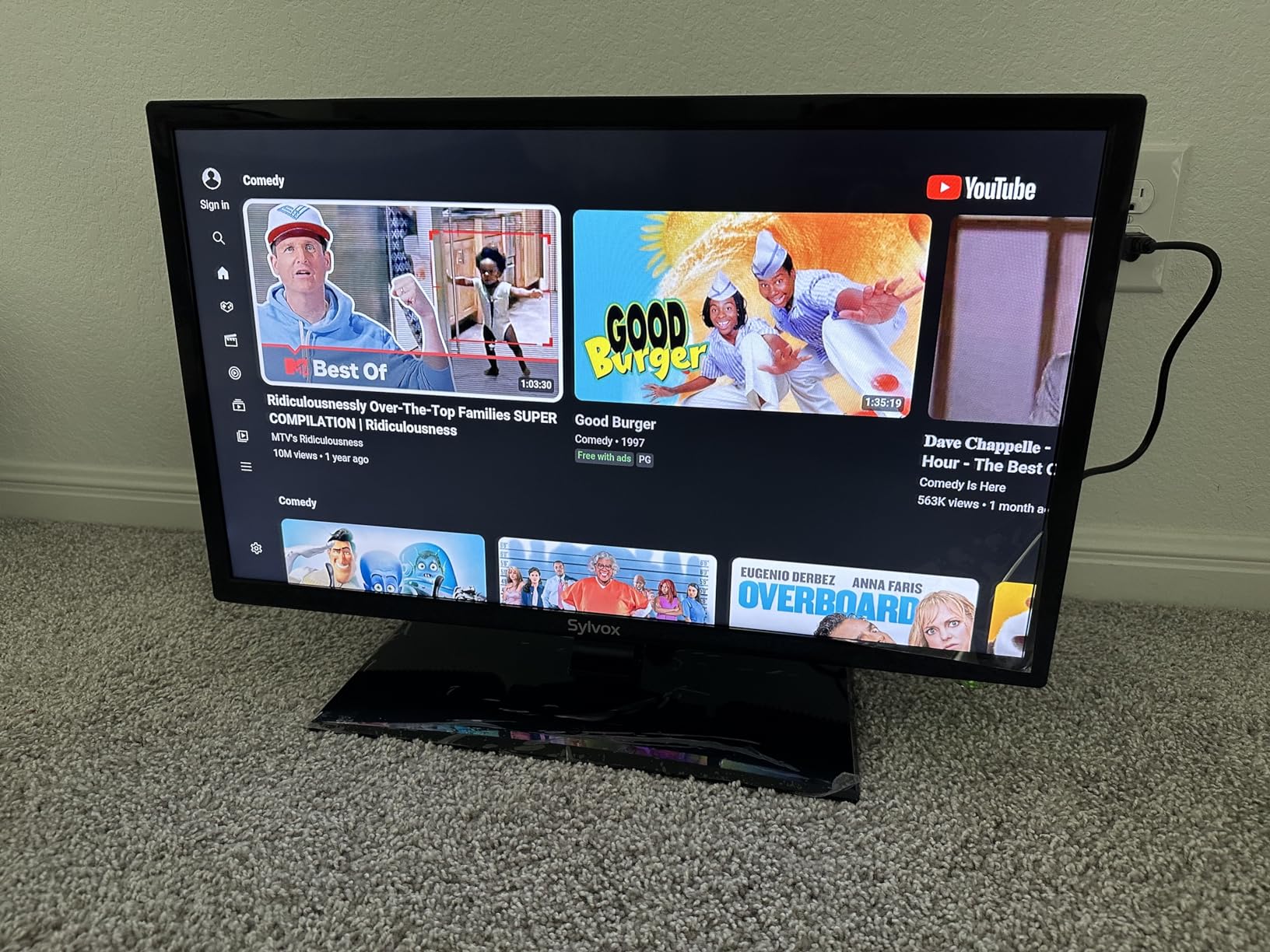 SYLVOX RV TV, 27-Inch 12 Volt Television, Smart Google TV, Full HD 1080P, DVD Built-in, 178° Wide Viewing, HDMI & USB Ports, AC/DC customer photo 1