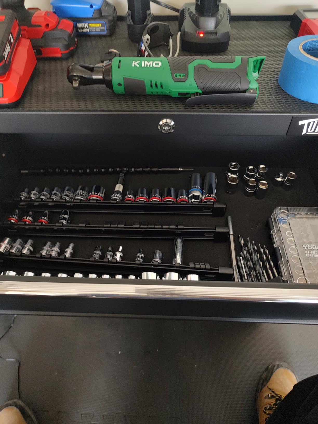 TUFFIOM 5-Drawer Rolling Tool Chest w/Drawers & Lock, Tool Storage Cabinet with Lockable Wheels, Top Cushion & Drawer Liners customer photo 2