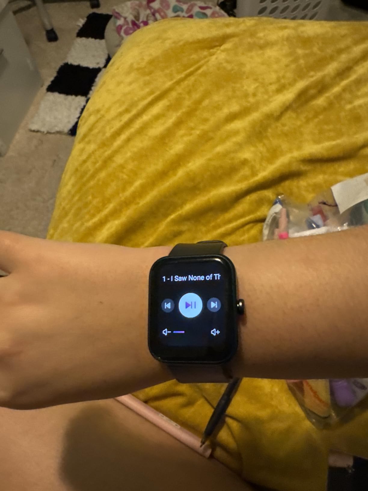 Smart Watch, Fitness Tracker with Heart Rate Monitor, Blood Oxygen, Sleep Tracking, 1.5 Inch Touchscreen Smartwatch for Android iOS Swimming Waterproof Pedometer Step Calories Tracker for Women Men customer photo 1