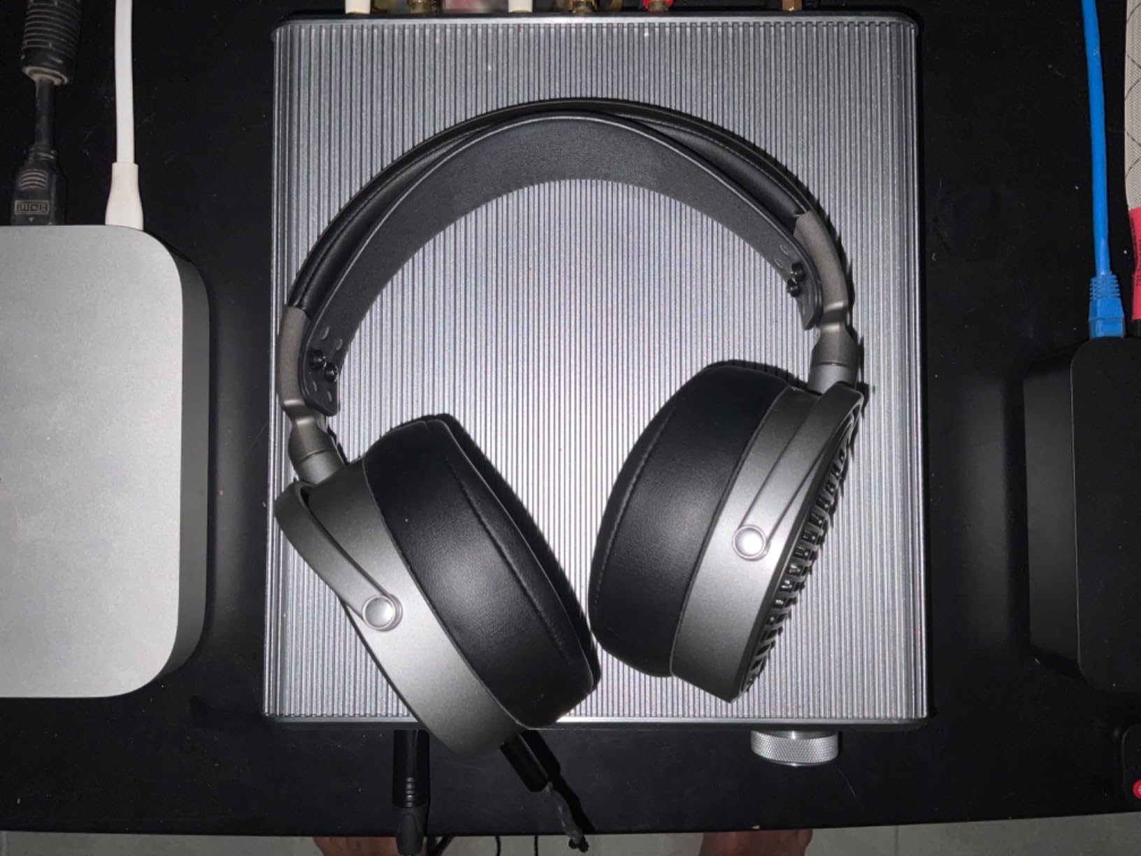 Audeze MM-100 Professional Open-Back Headphones, Planar Magentic, Wired customer photo 1