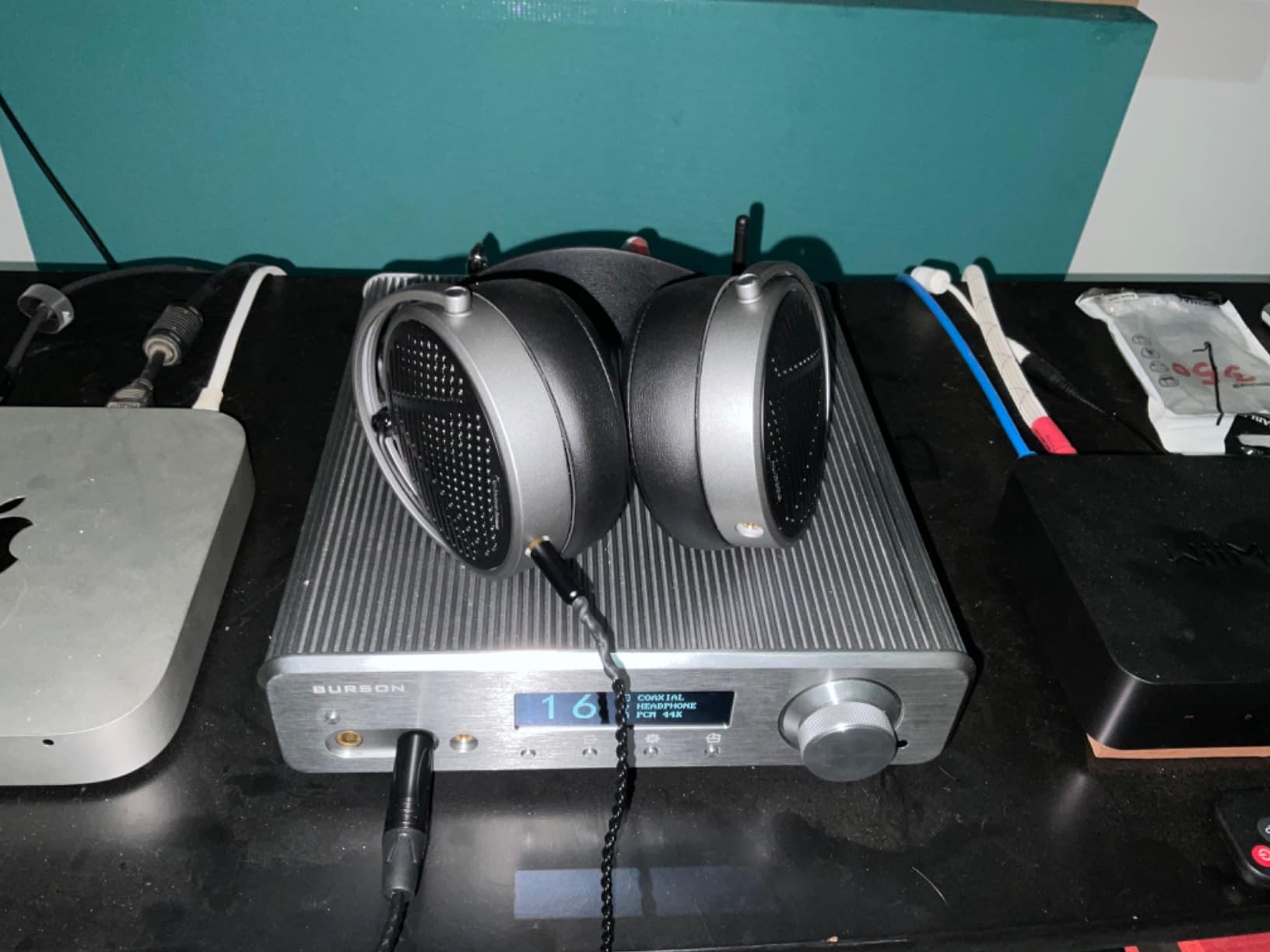 Audeze MM-100 Professional Open-Back Headphones, Planar Magentic, Wired customer photo 2