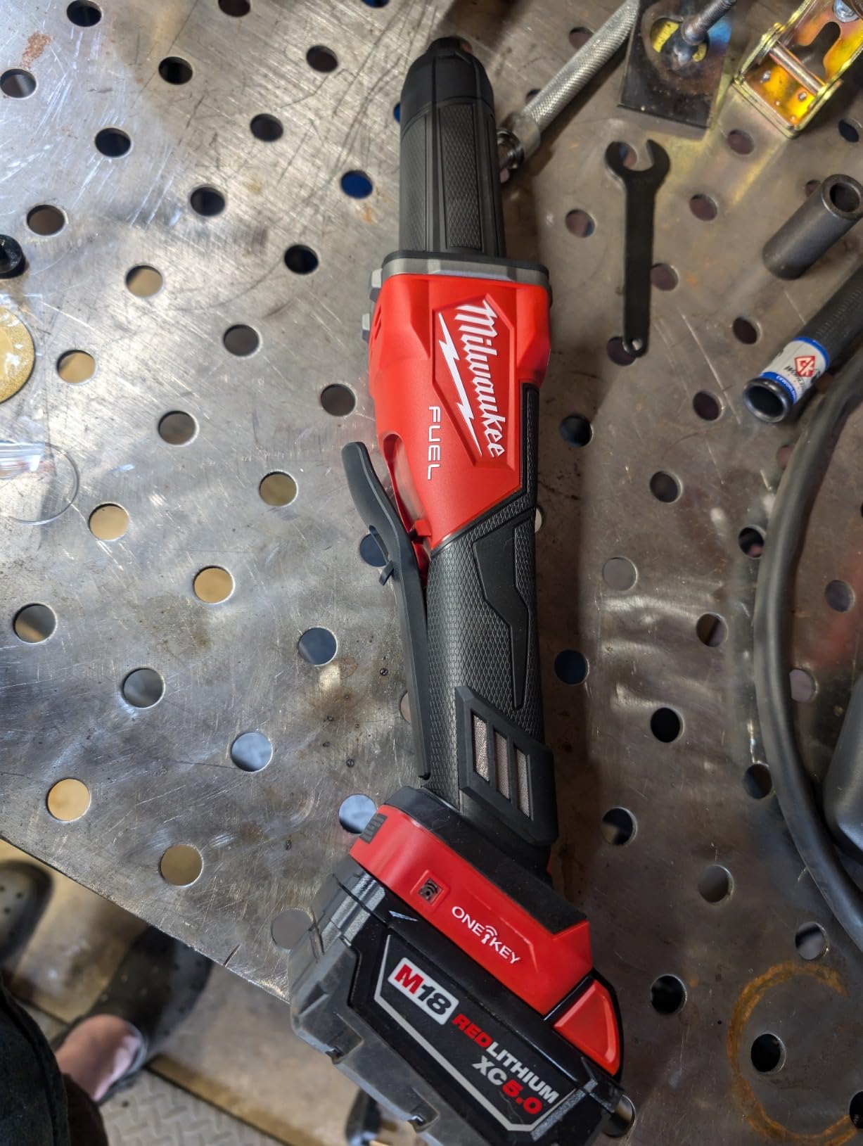 Milwaukee M18 FUEL Variable Speed, Braking Die Grinder, Paddle Switch w/ONE-KEY - No Battery, No Charger, Bare Tool Only customer photo 2