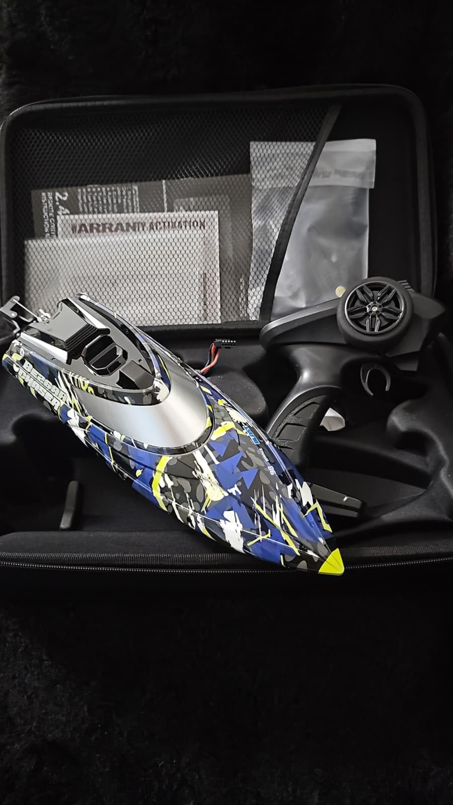 BEZGAR TX123 Remote Control Boats - Fast Speed RC Boat 32+ KPH with A Portable Suitcase for Lakes & Pools & Salt Water, Summer Toys for Adults and Ideal Gifts for Kids Boys Age 6 7 8-12 Years Old customer photo 2