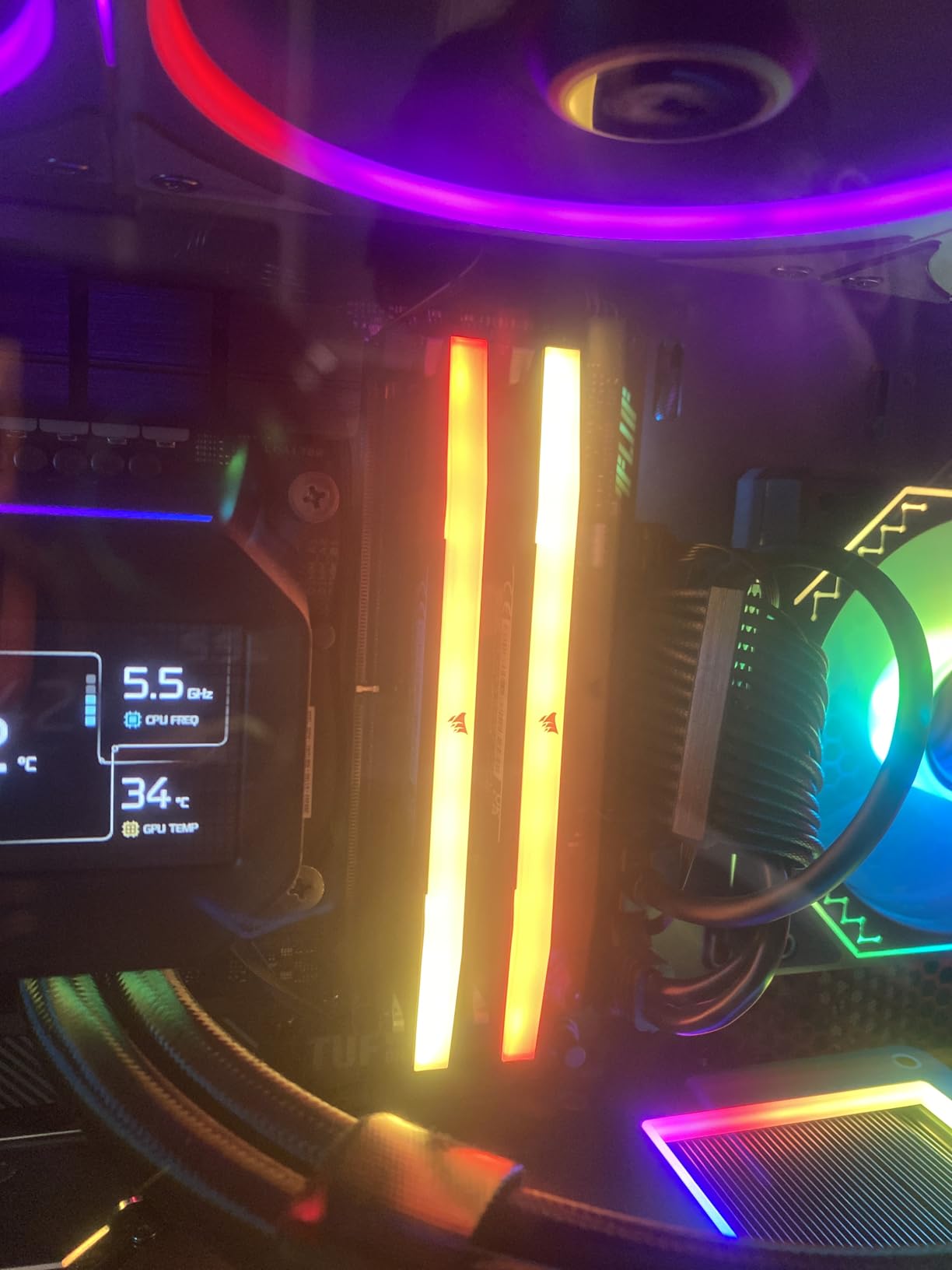 CORSAIR Vengeance RGB DDR5 RAM 32GB (2x16GB) 6400MHz CL36-48-48-104 1.35V Intel XMP Desktop Computer Memory - White (CMH32GX5M2B6400C36W) customer photo 1
